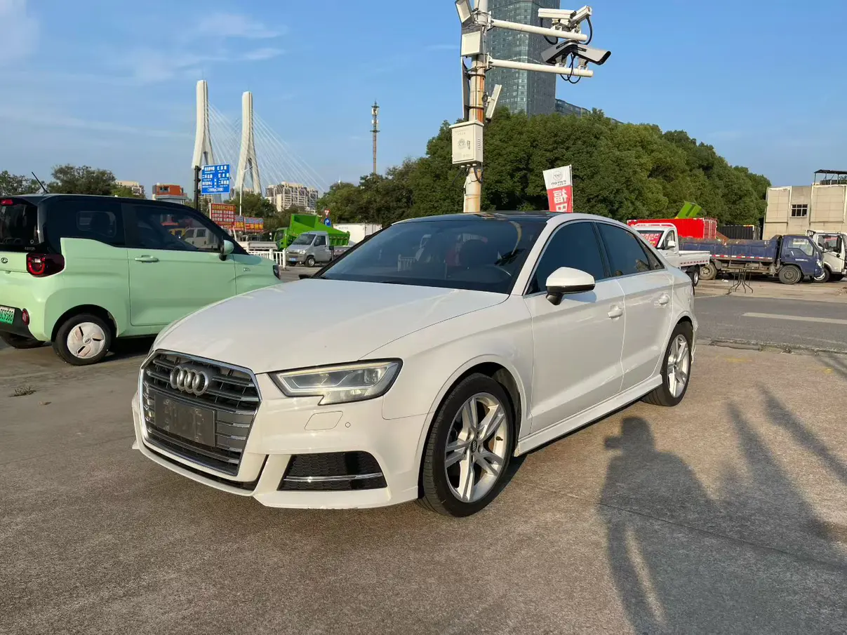 Audi A3  из Китая
