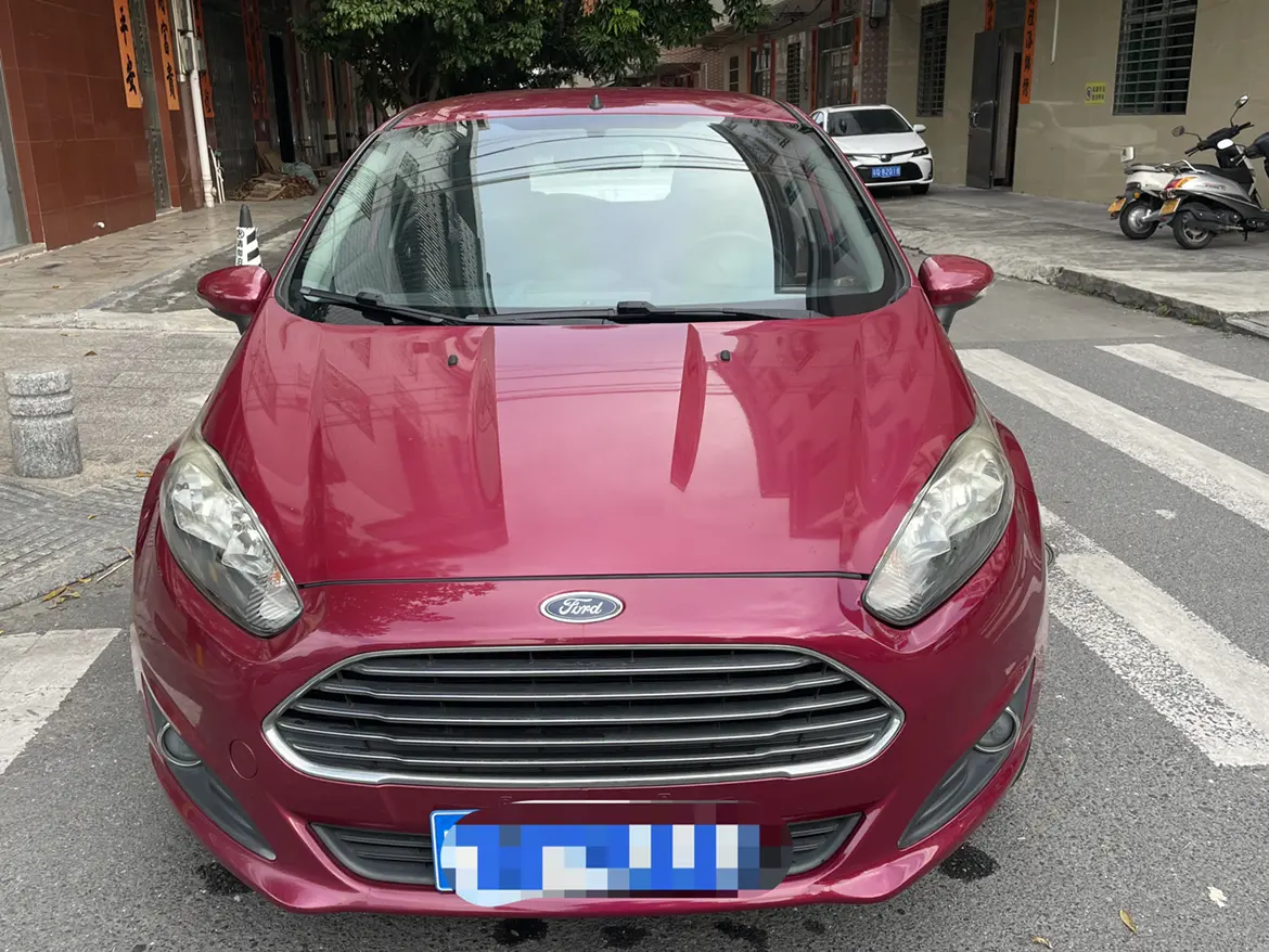 Ford Carnival  из Китая