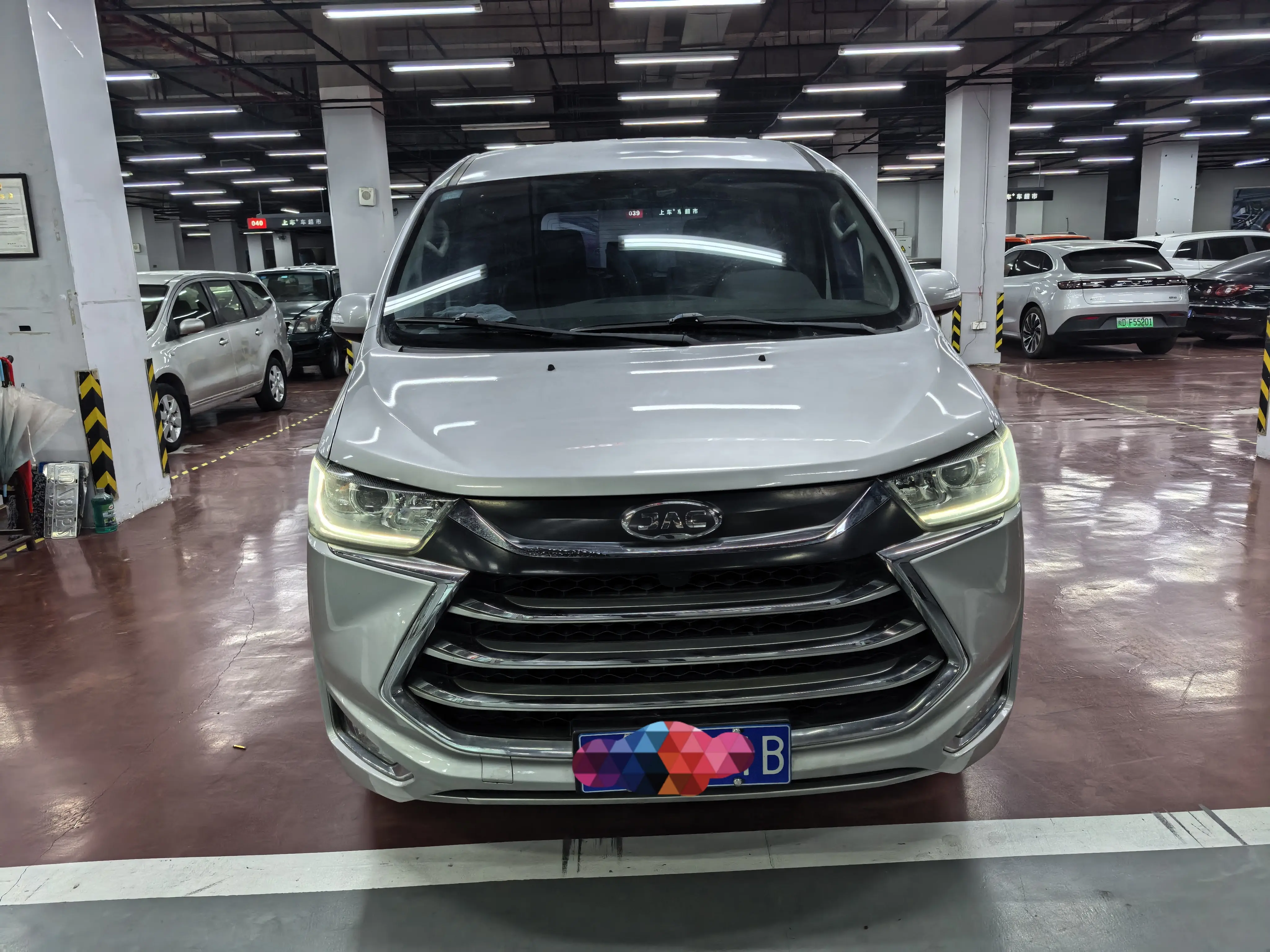 JAC Ruifeng M4  из Китая