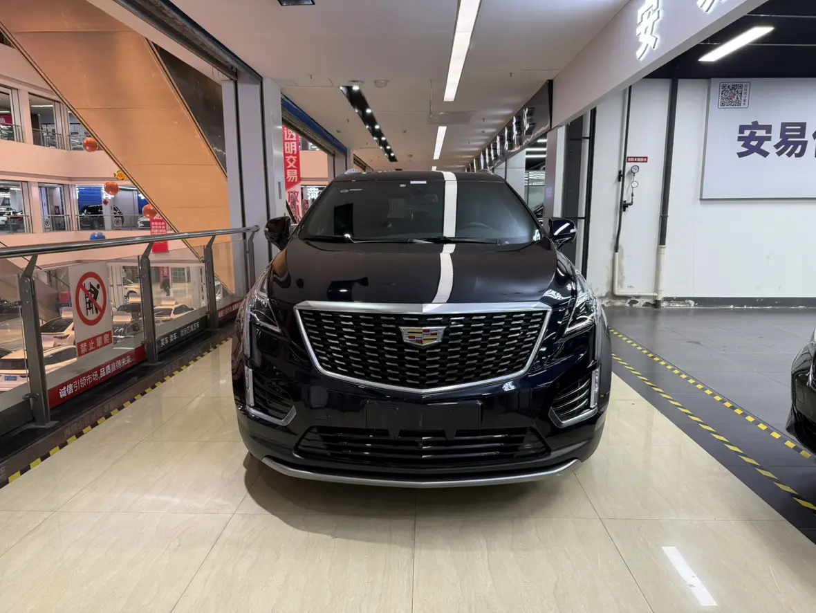 Cadillac XT5  из Китая