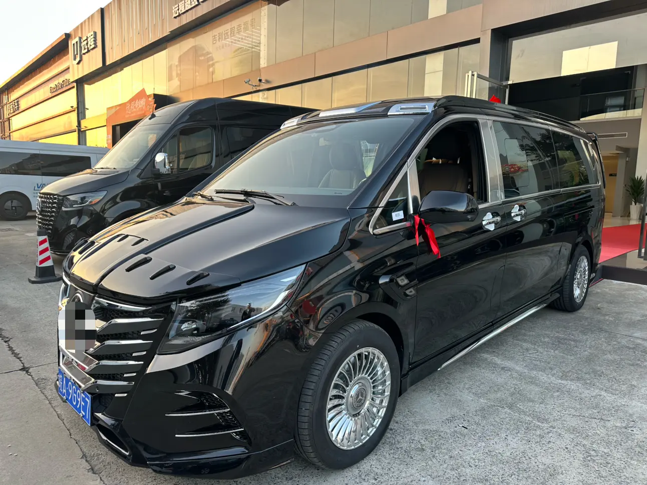 Mercedes-Benz Vito  из Китая