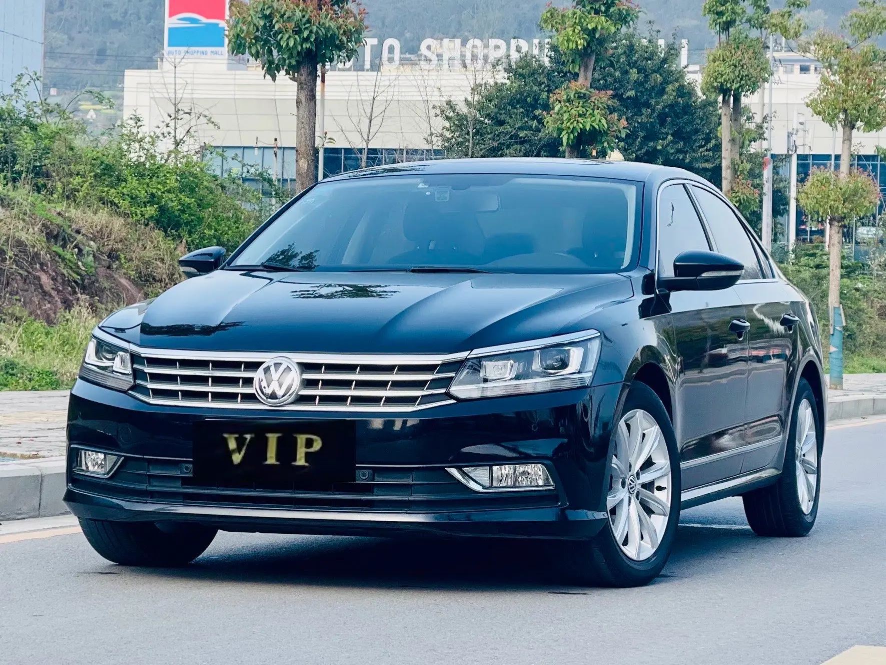 Volkswagen Passat  из Китая