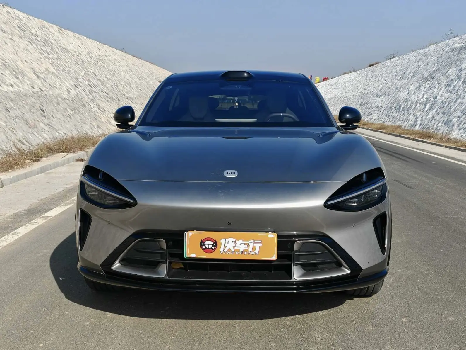 Xiaomi car Xiaomi YU7  из Китая