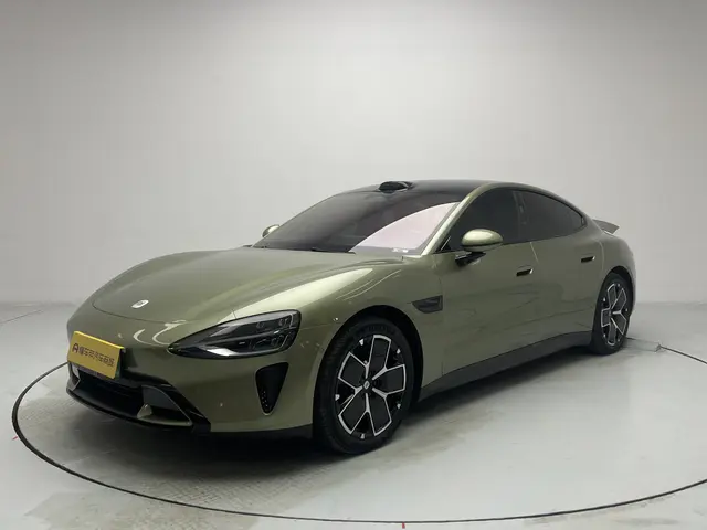 Xiaomi car Xiaomi SU7  из Китая