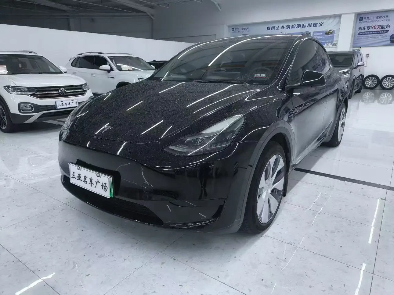 Tesla Model Y  из Китая