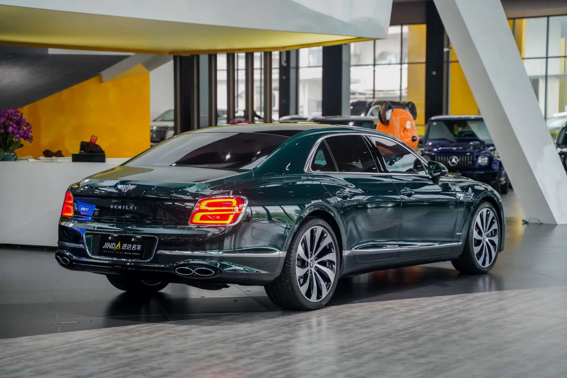 Bentley Galloping  из Китая