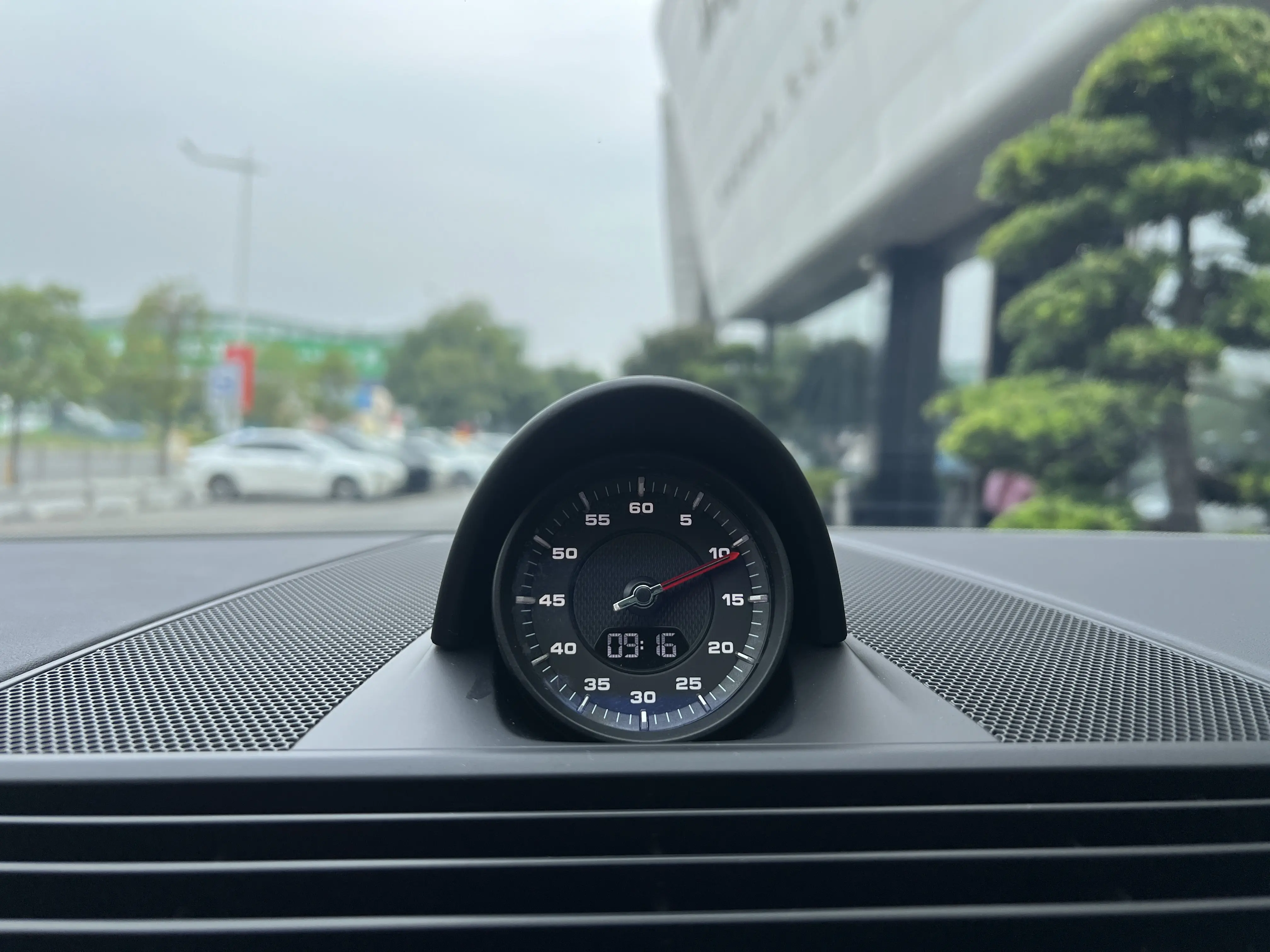 Porsche Panamera  из Китая