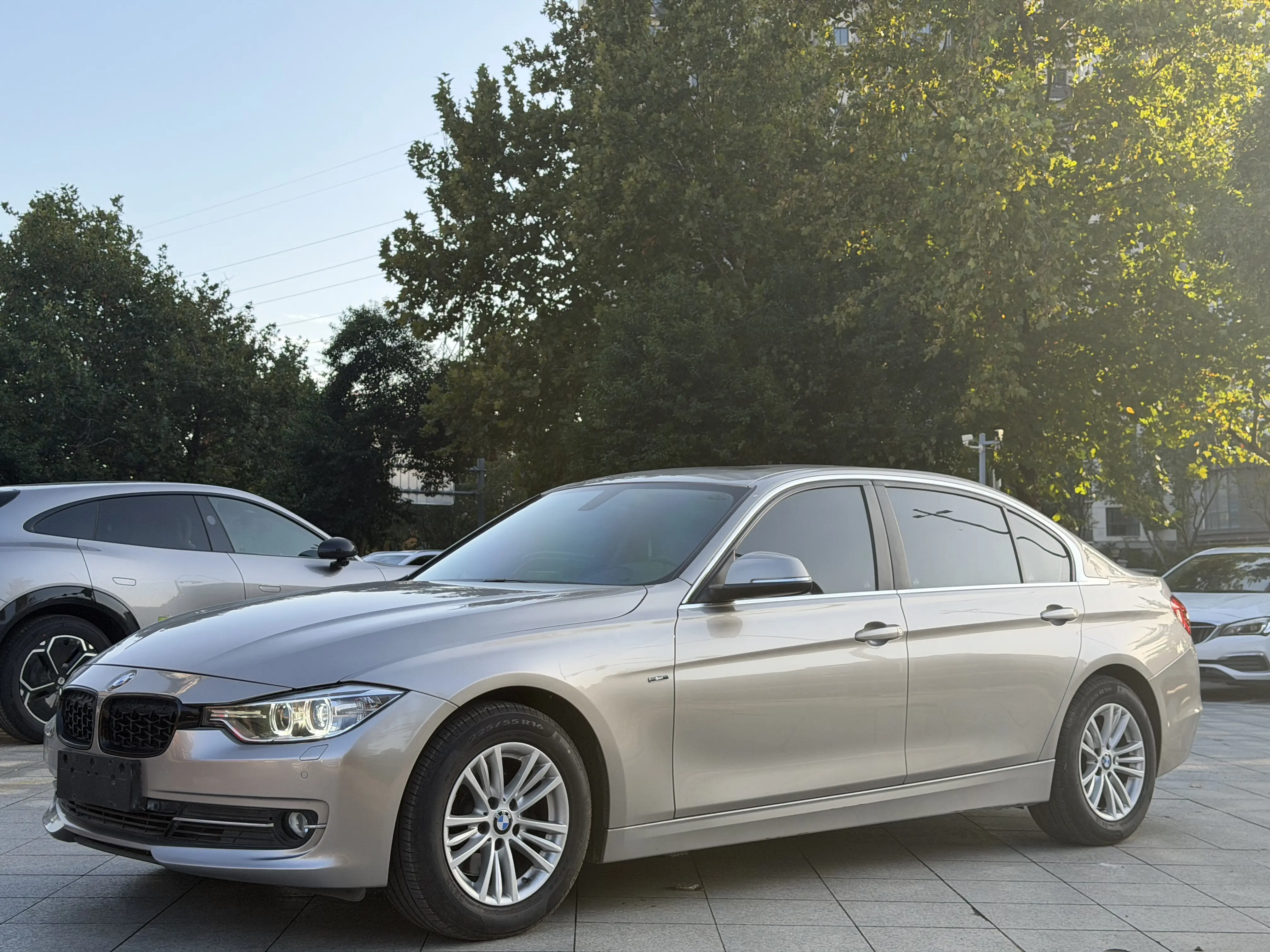 BMW 3 Series  из Китая