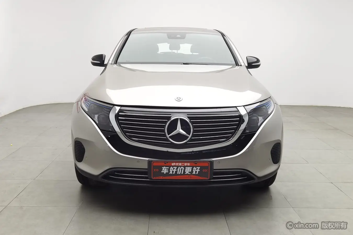 Mercedes-Benz EQC  из Китая