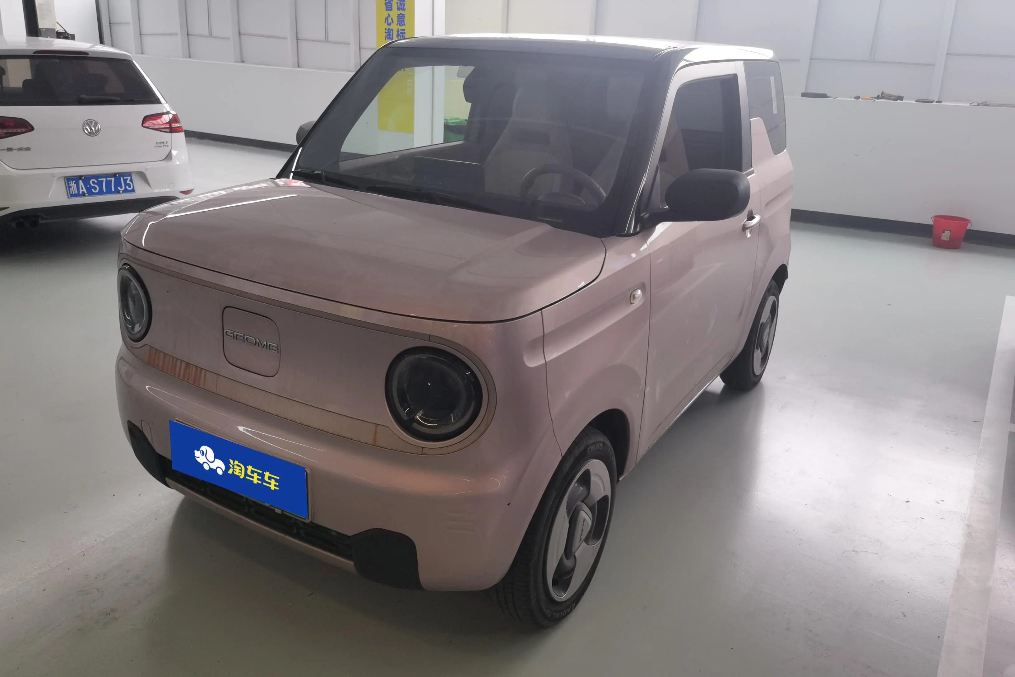 Geely Panda  из Китая