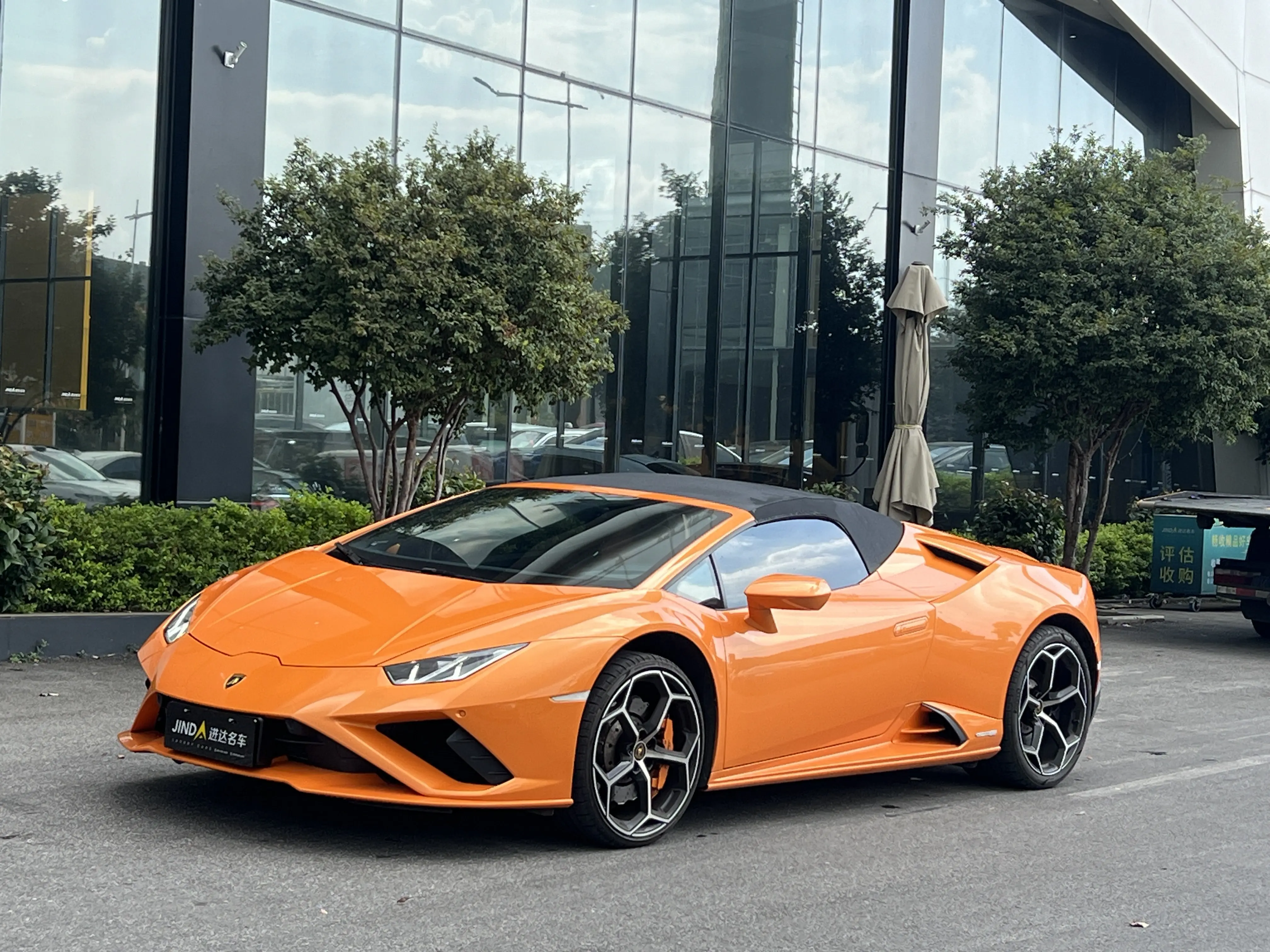 Lamborghini Huracán  из Китая