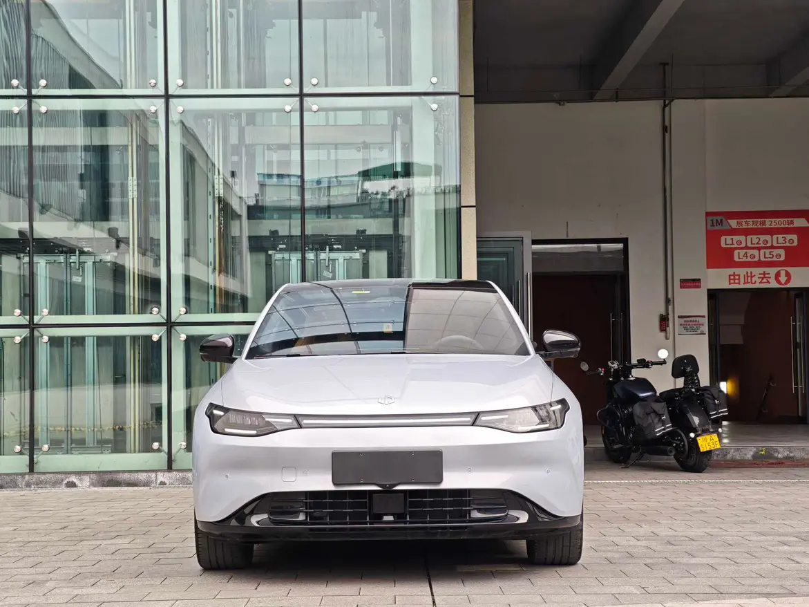 Leapmotor Zero running C01  из Китая