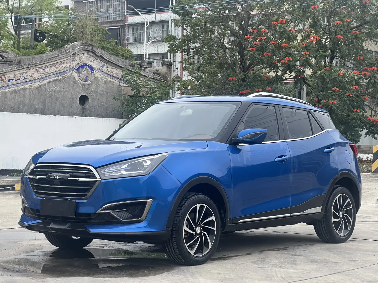 Zotye T300  из Китая