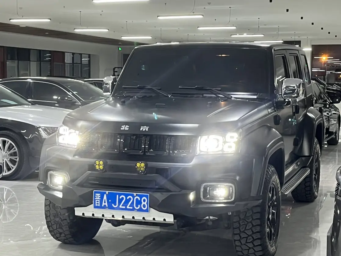 BAIC Beijing Off-road BJ40  из Китая