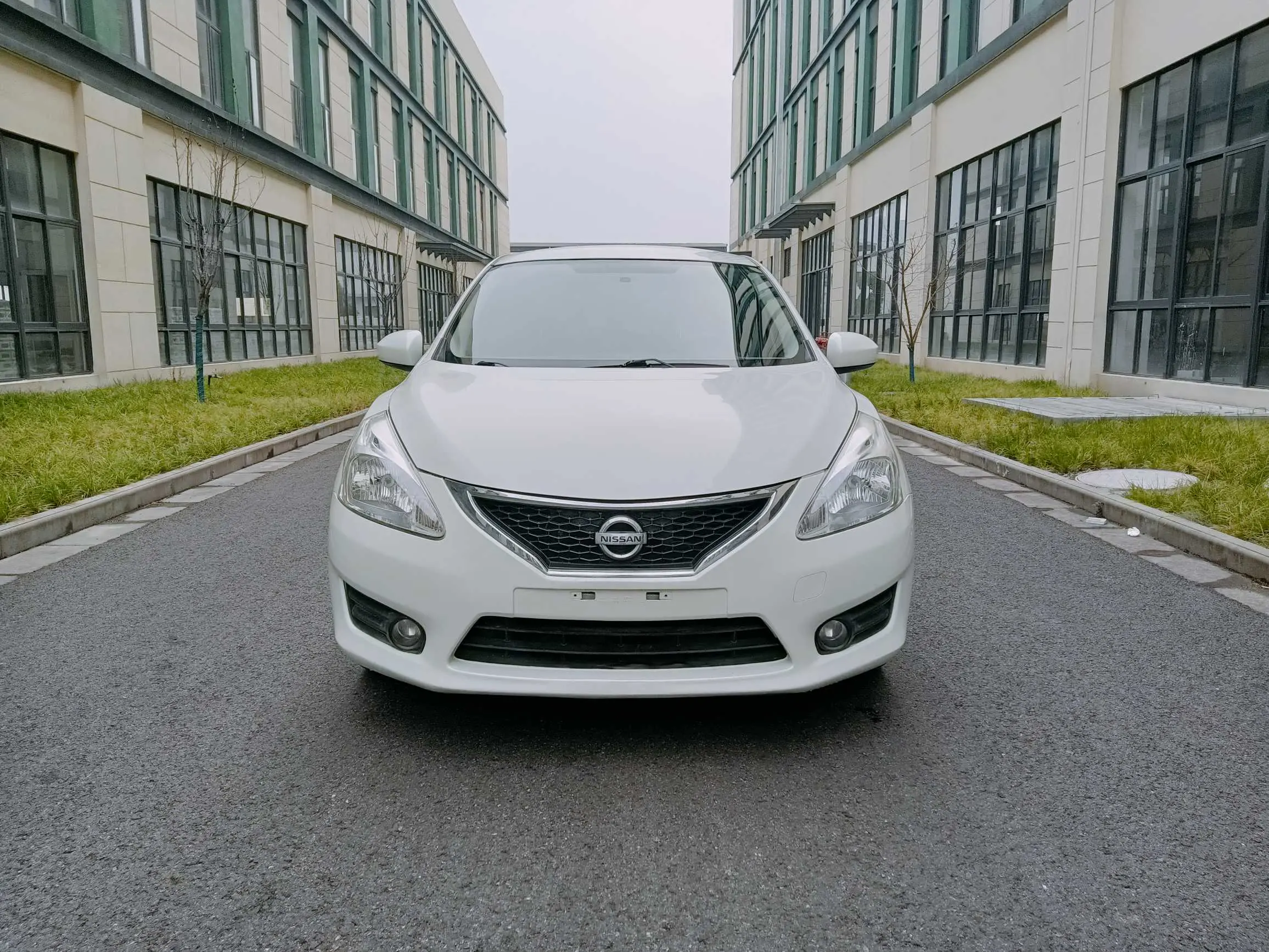 Nissan Tiida  из Китая