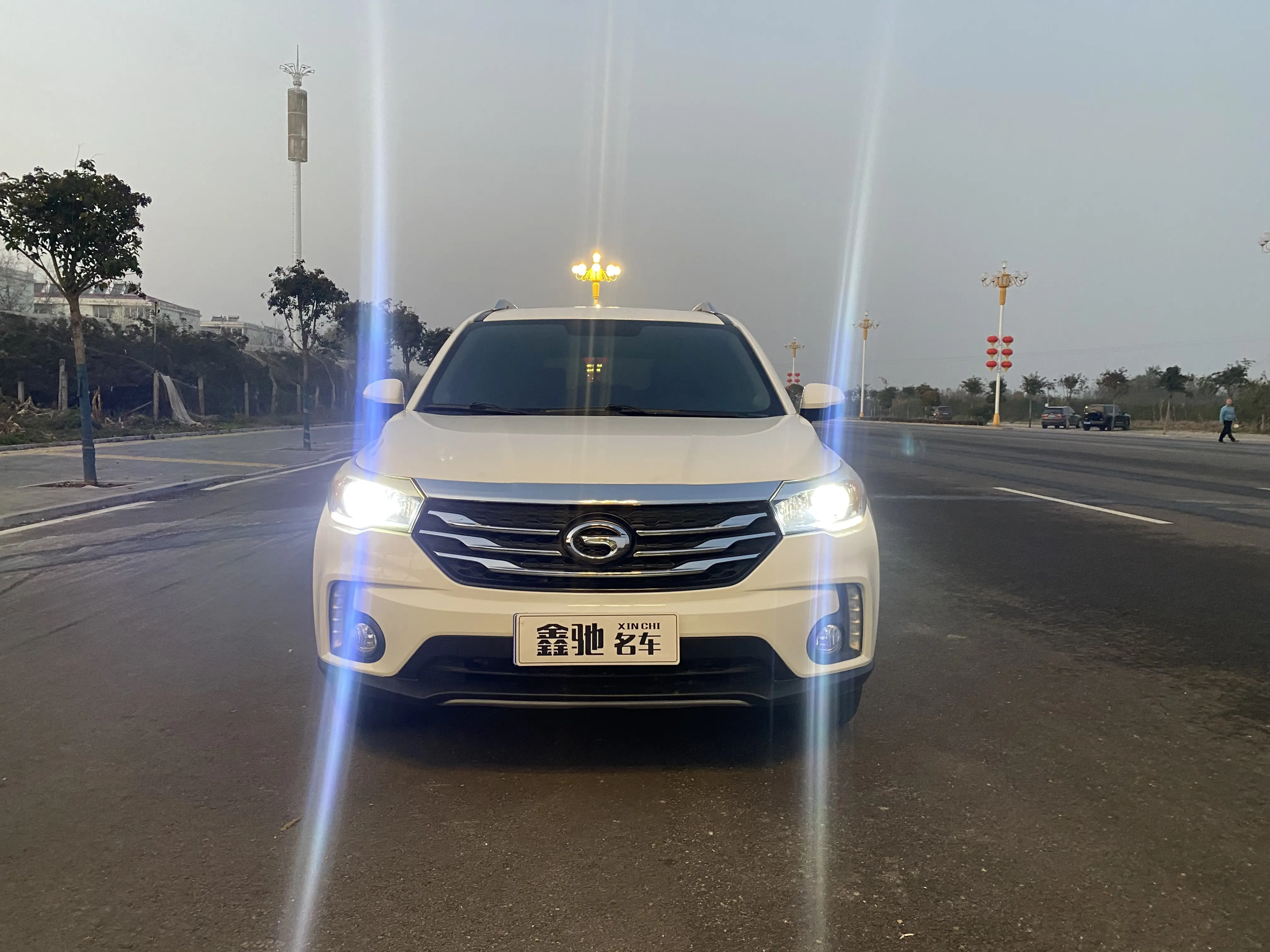 GAC Trumpchi GS4  из Китая