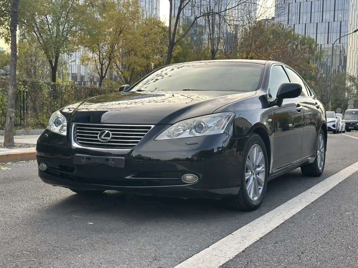 Lexus ES  из Китая