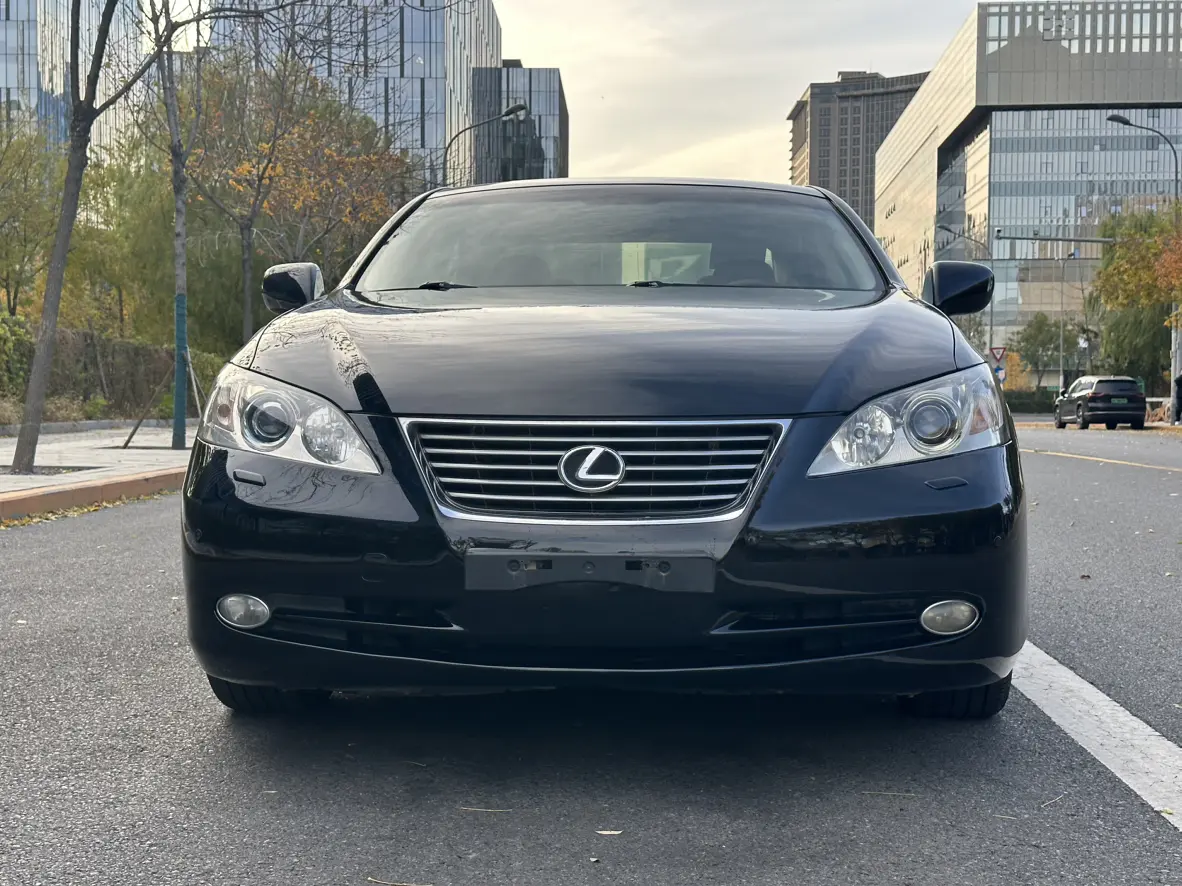 Lexus ES  из Китая