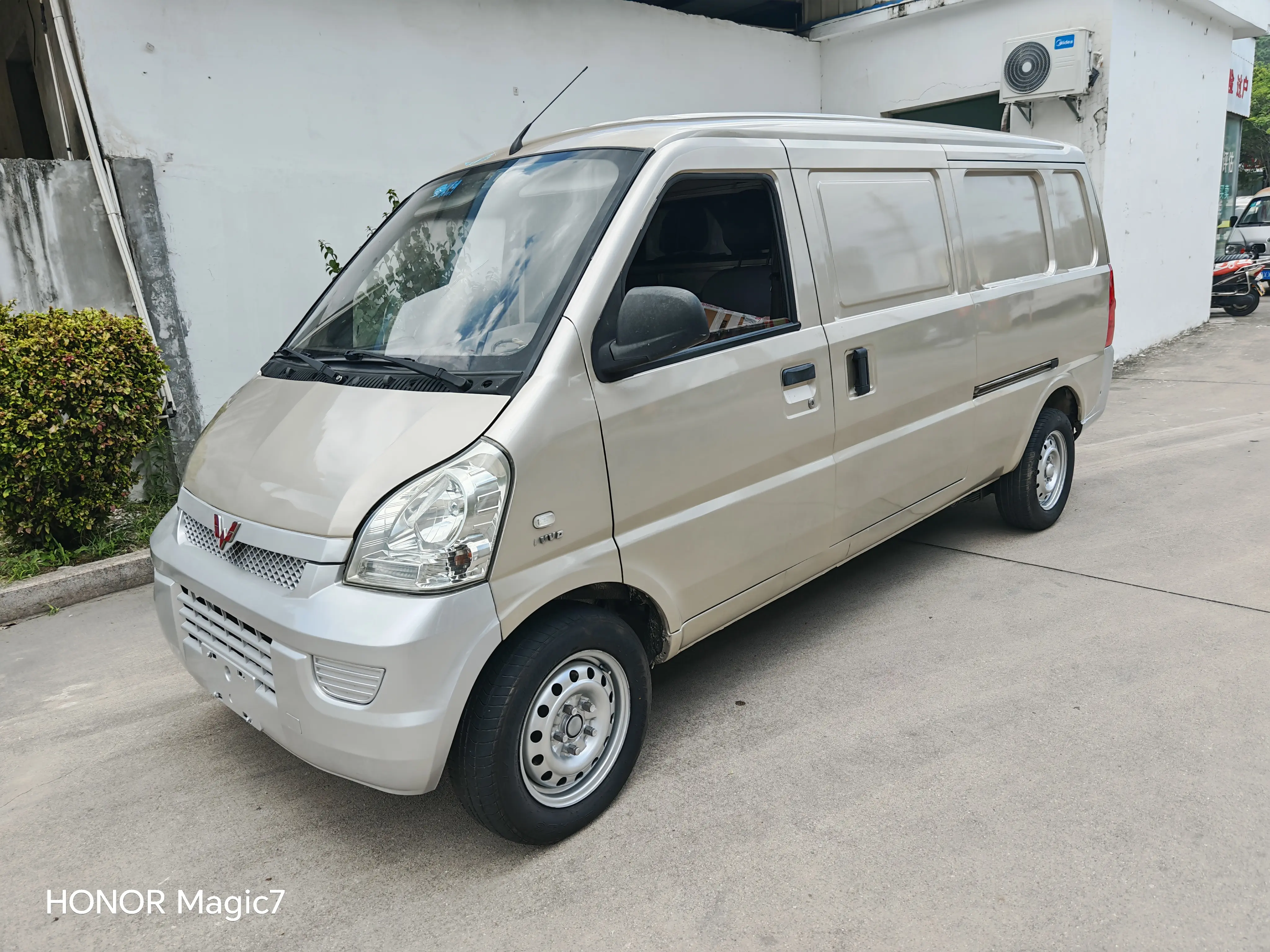 Wuling Rongguang  из Китая