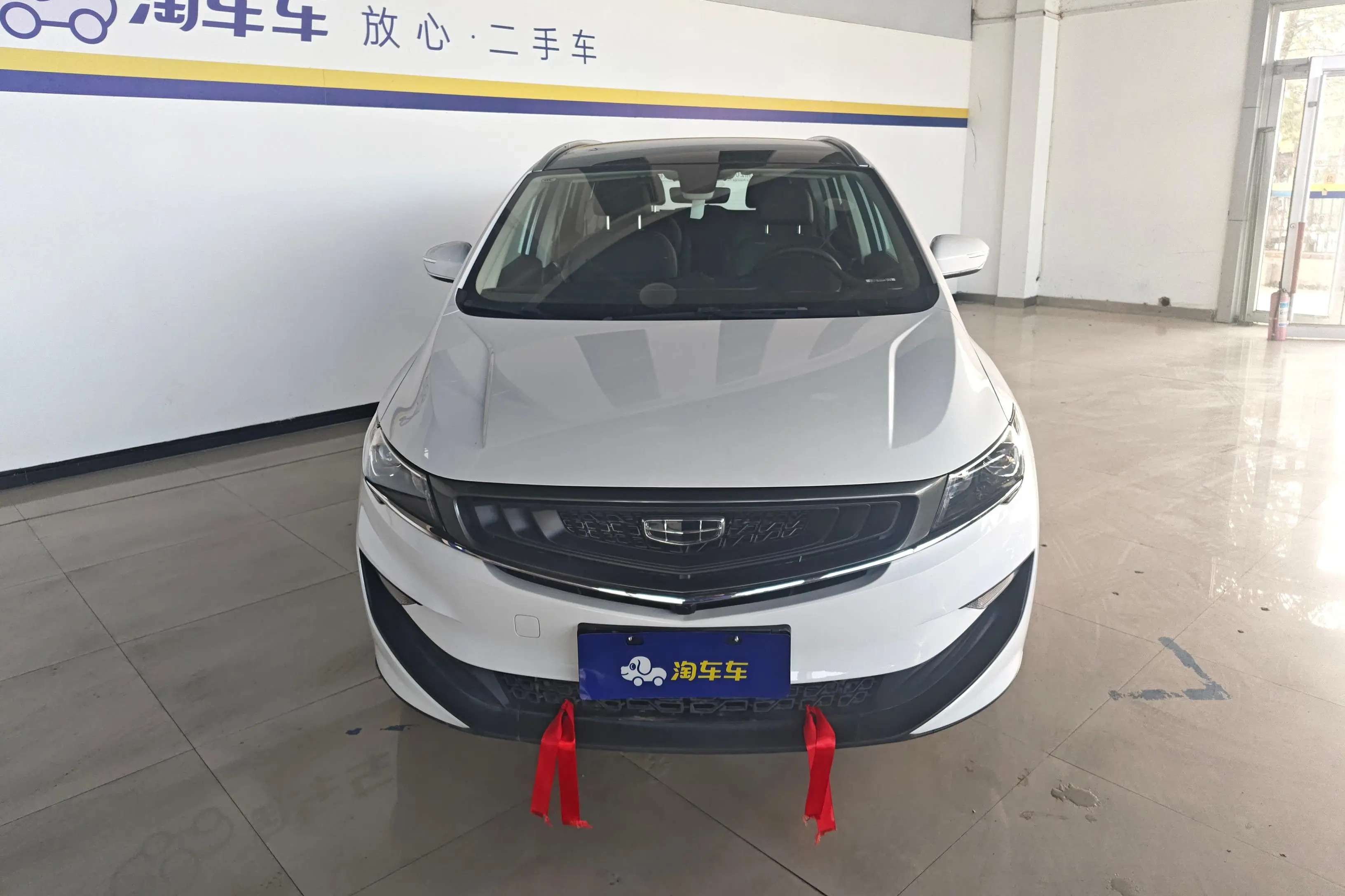 Geely Jiaji  из Китая