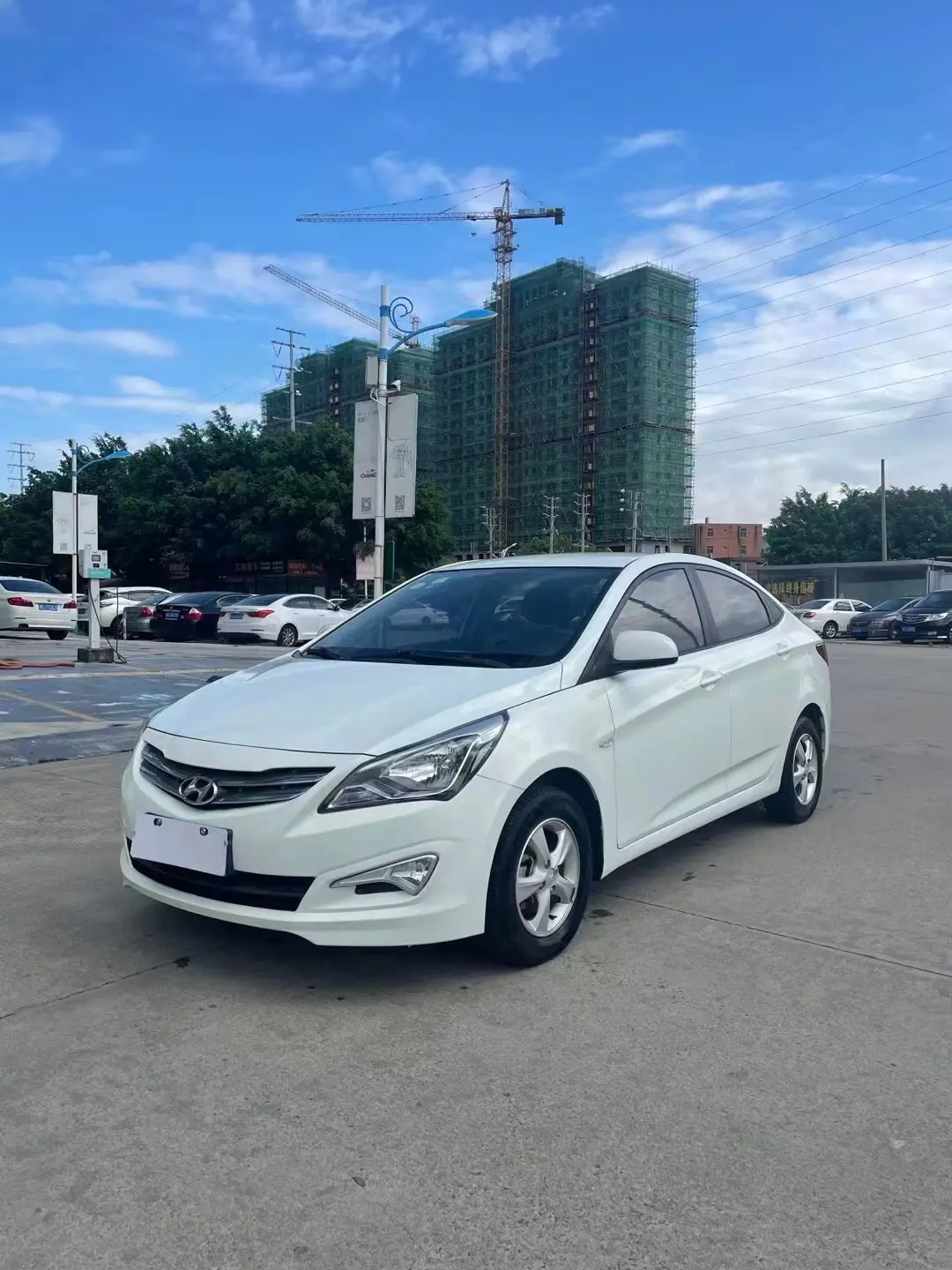 Hyundai Verna (Rena)  из Китая