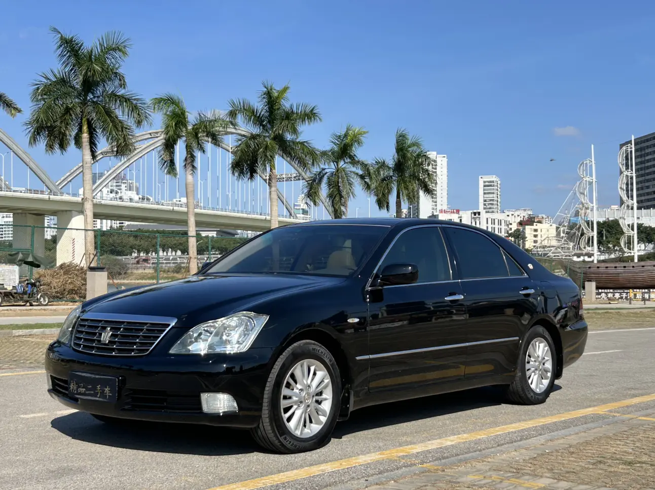 Toyota Crown  из Китая