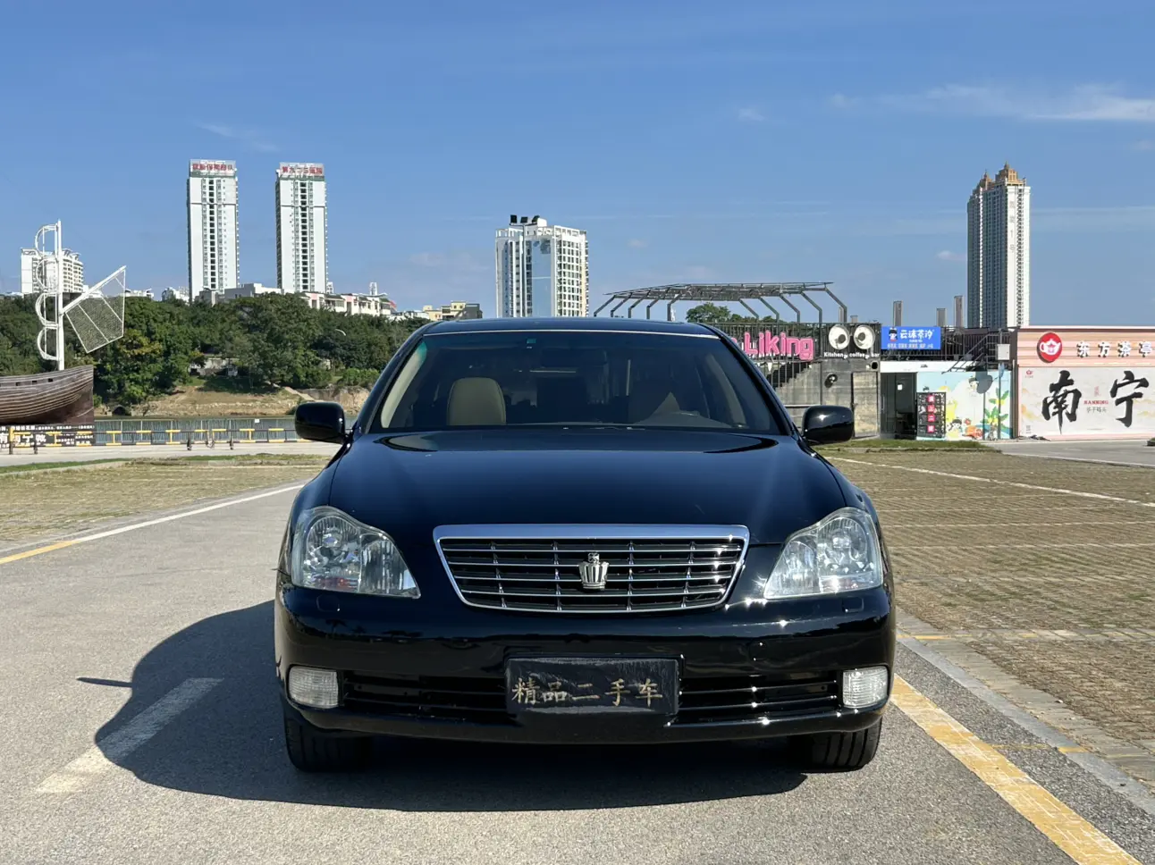 Toyota Crown  из Китая