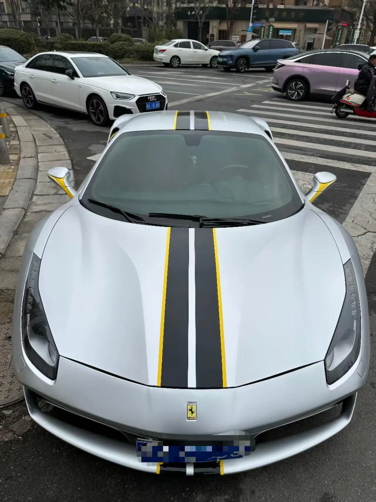 Ferrari 488  из Китая
