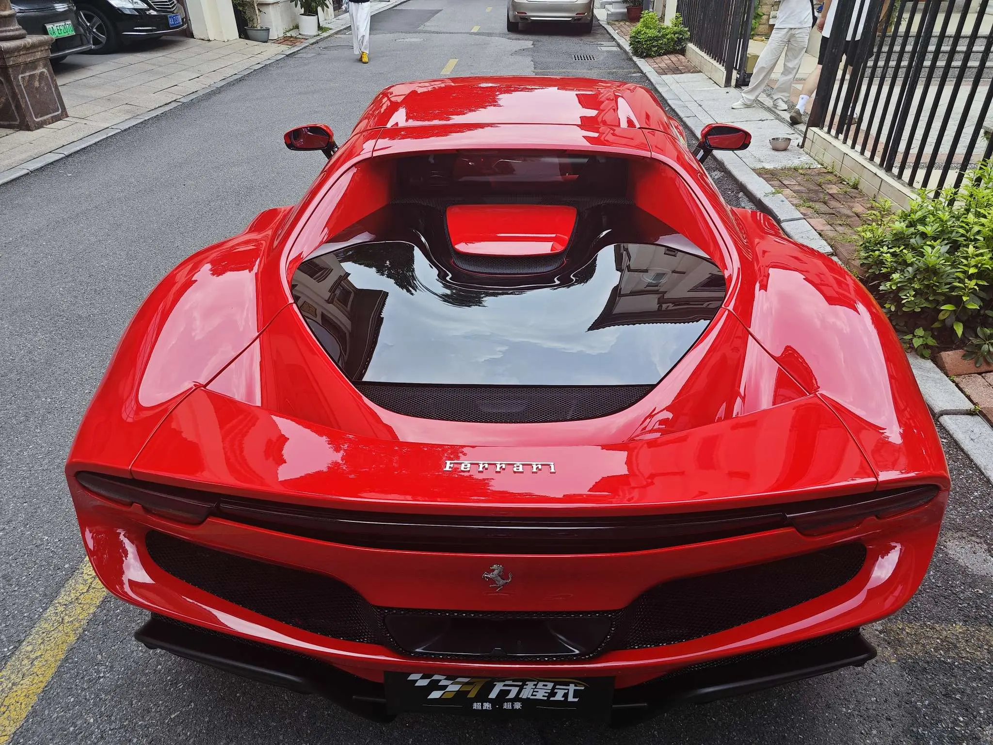 Ferrari 296  из Китая