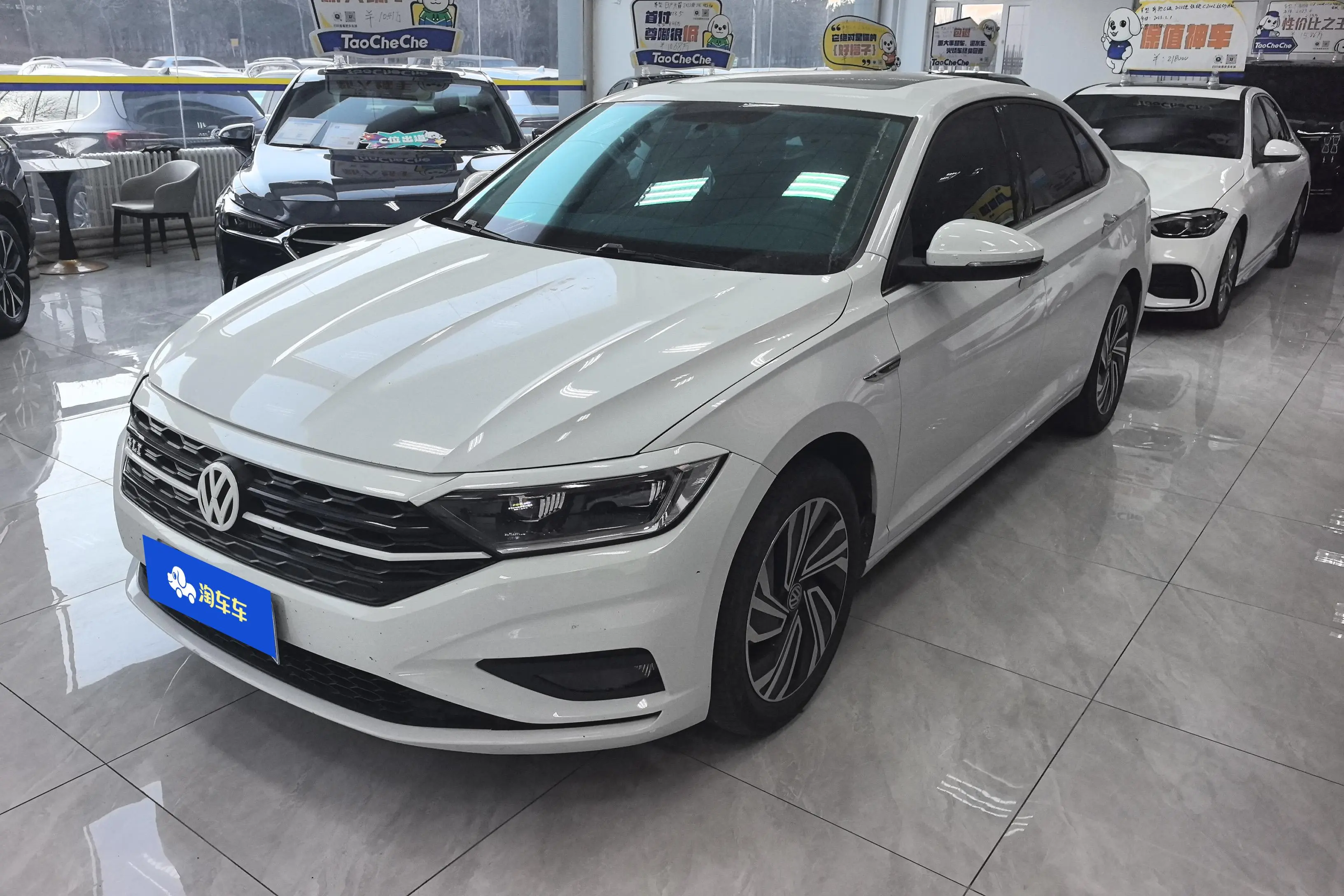 Volkswagen Sagitar  из Китая