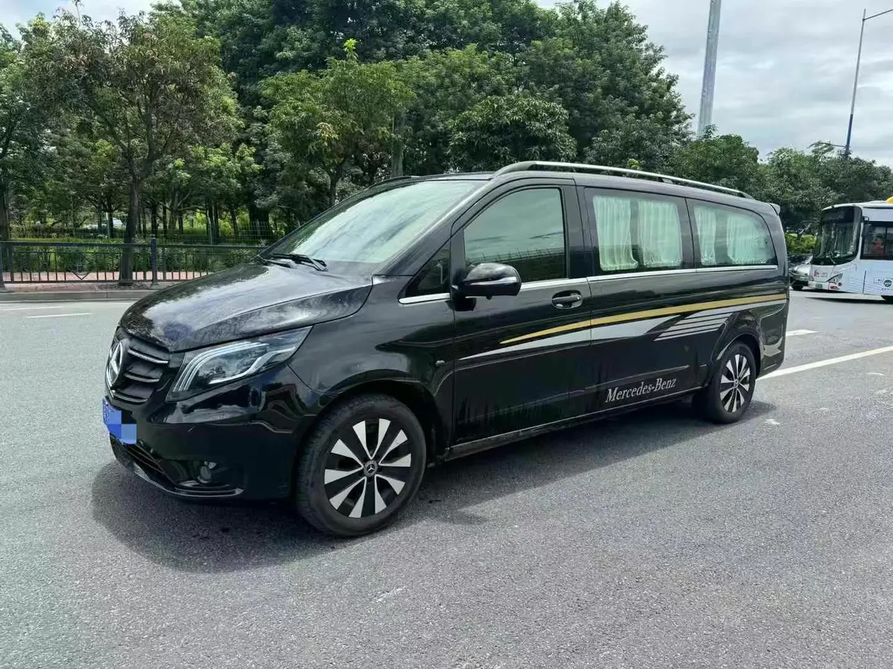 Mercedes-Benz Vito  из Китая
