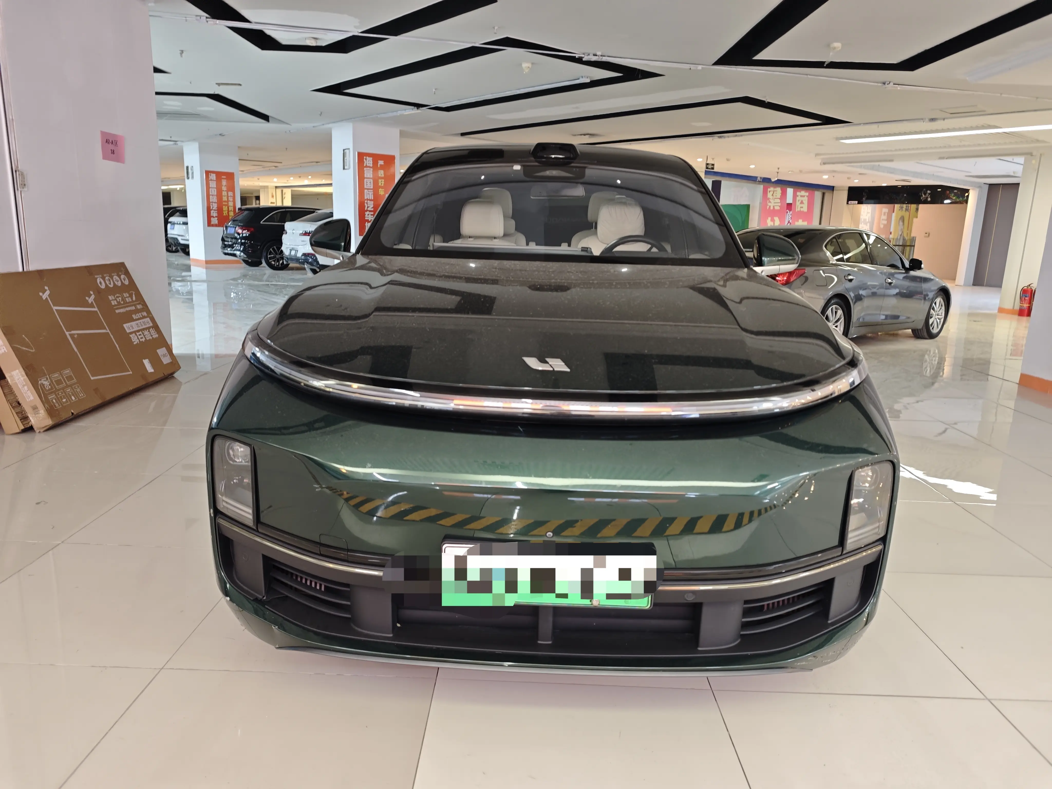 Li L9 (Ideal L9)  из Китая