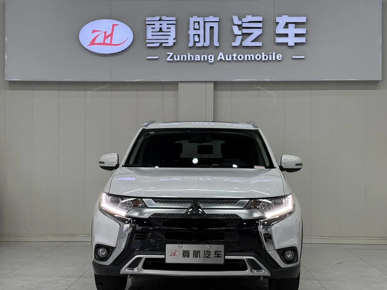 Mitsubishi Outlander  из Китая