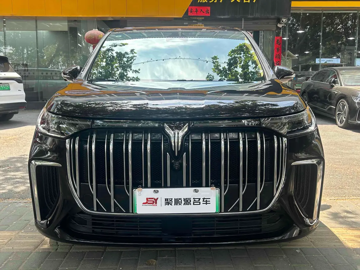 Voyah Lantu Dreamer PHEV  из Китая