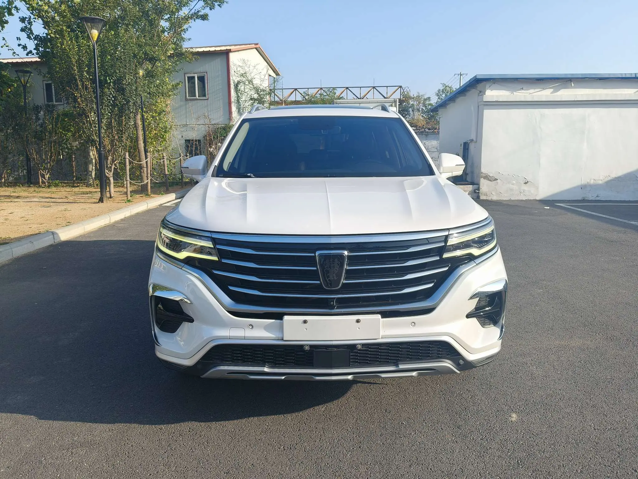 Roewe RX5 eMAX  из Китая