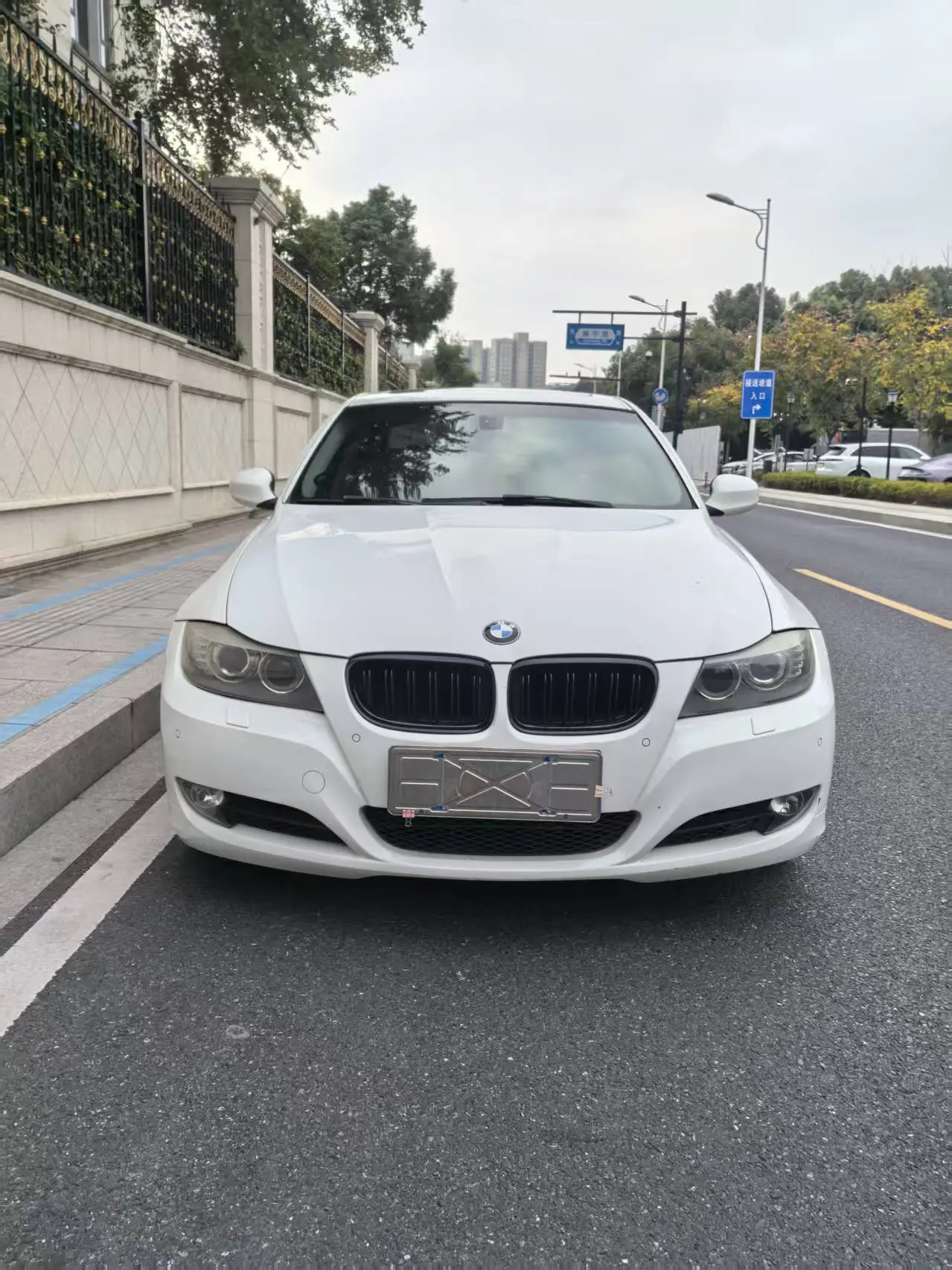 BMW 3 Series  из Китая