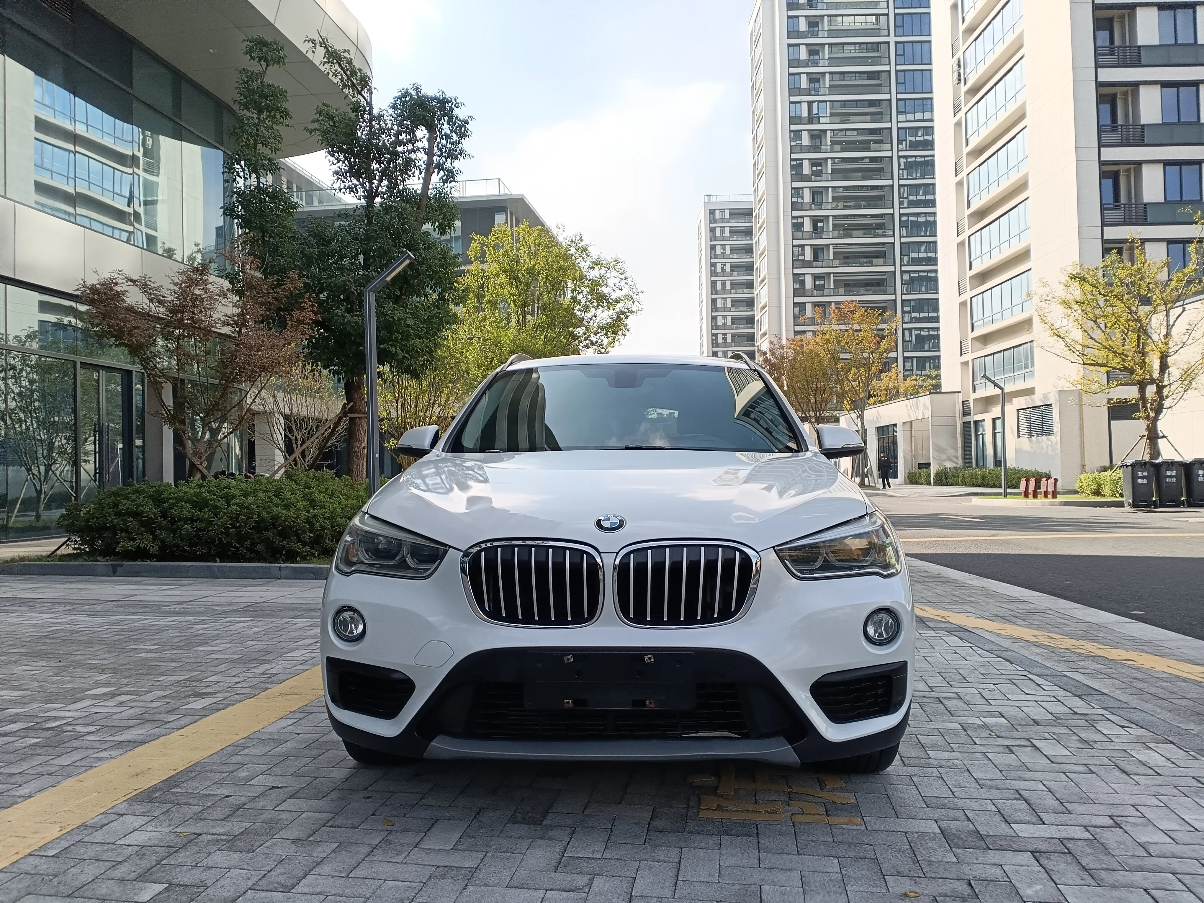 BMW X1  из Китая