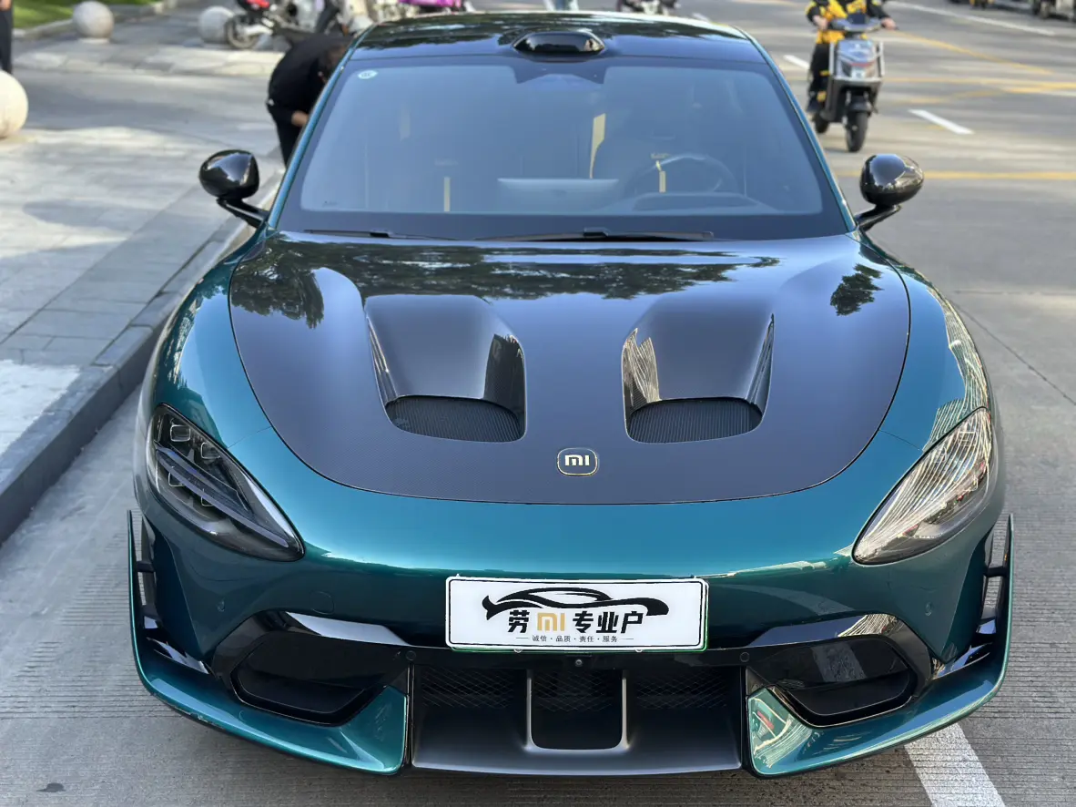 Xiaomi car Xiaomi SU7 Ultra  из Китая