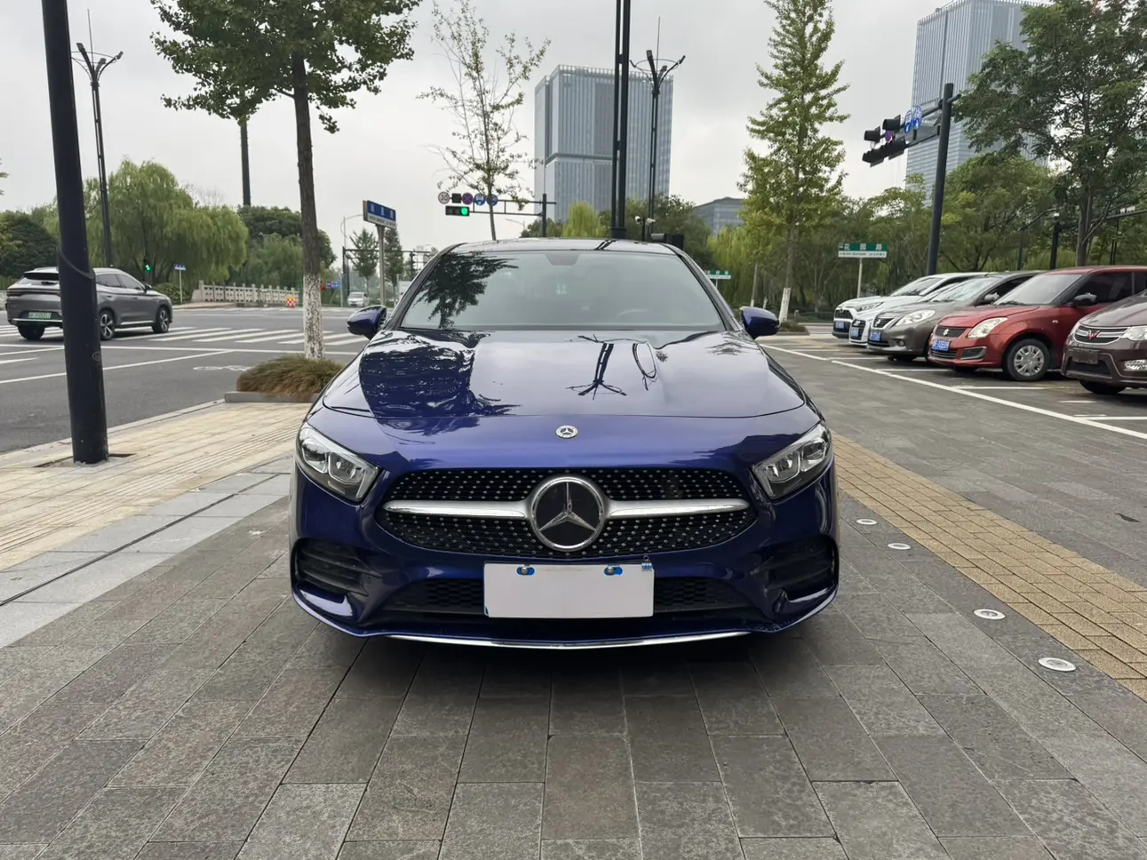 Mercedes-Benz Mercedes Benz A Class  из Китая