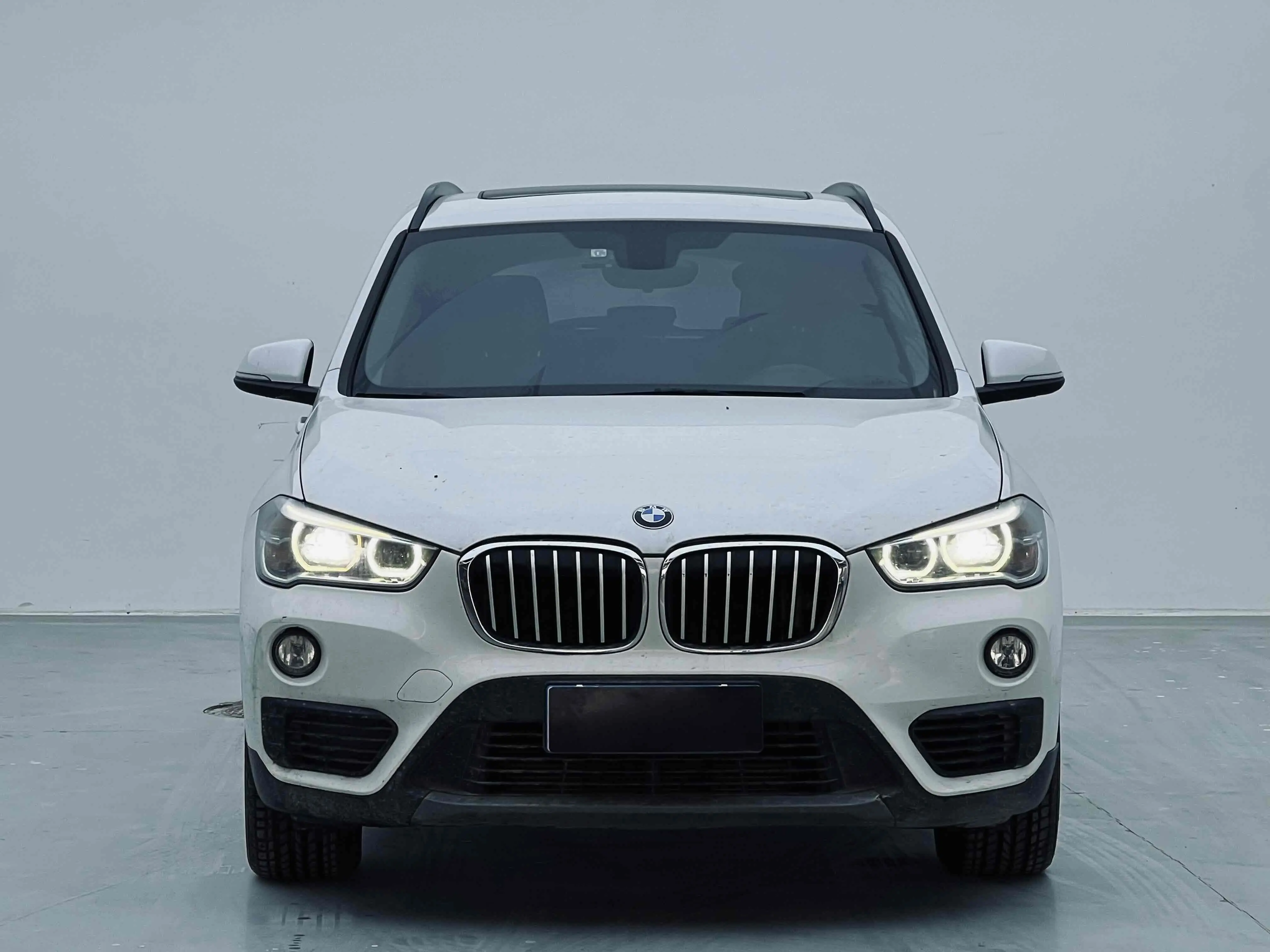 BMW X1  из Китая