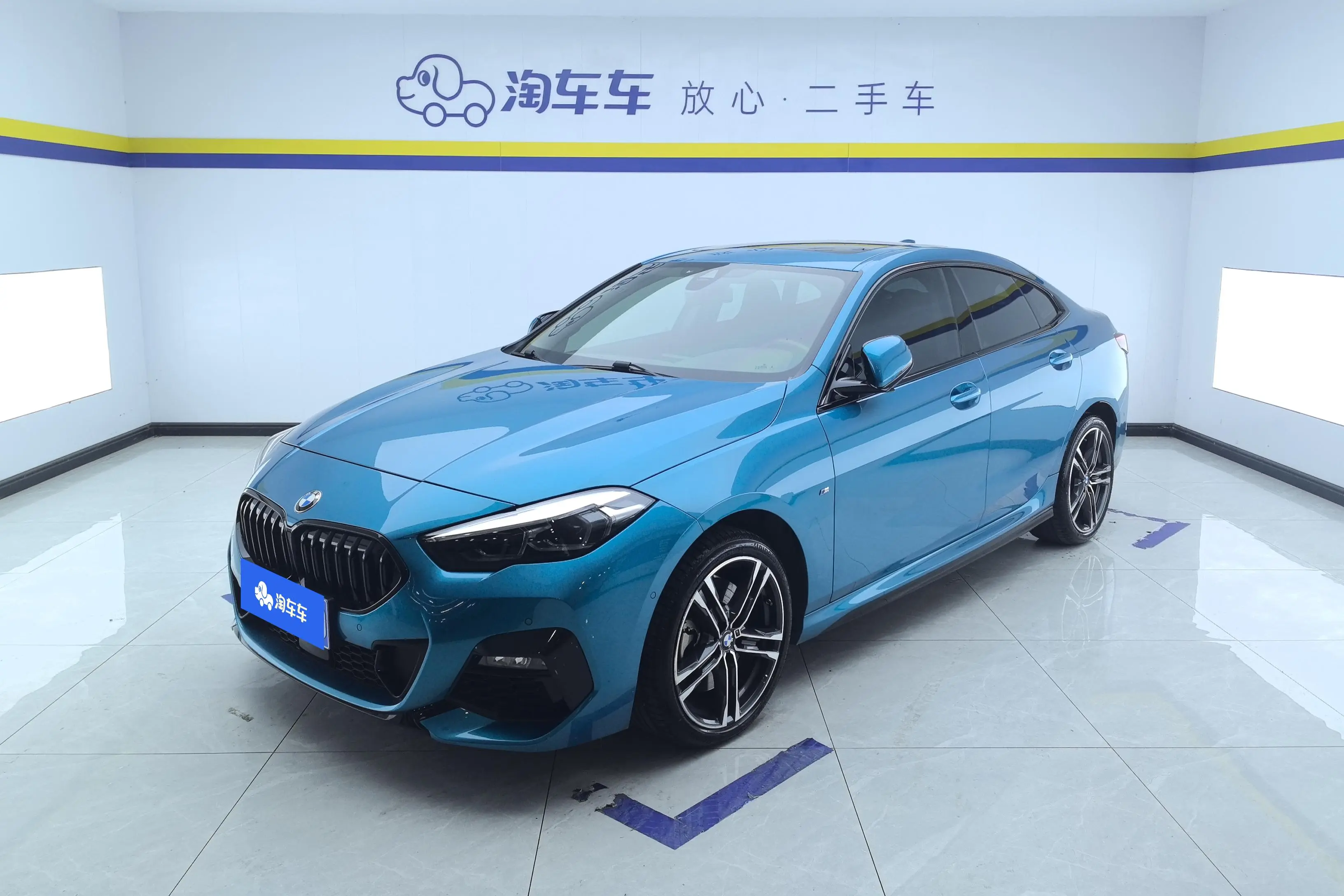 BMW 2 Series (Imported)  из Китая