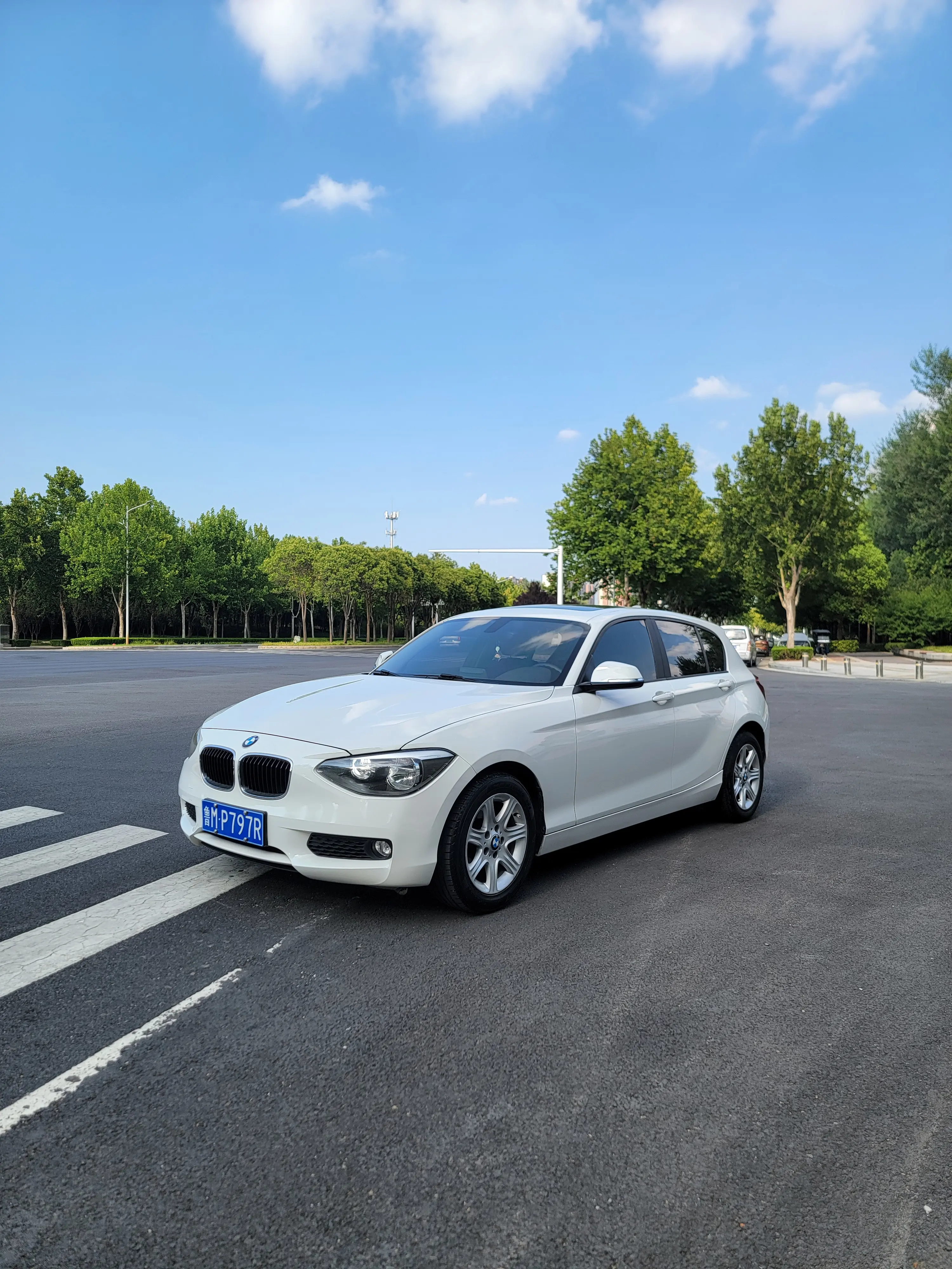 BMW 1 Series (imported)  из Китая