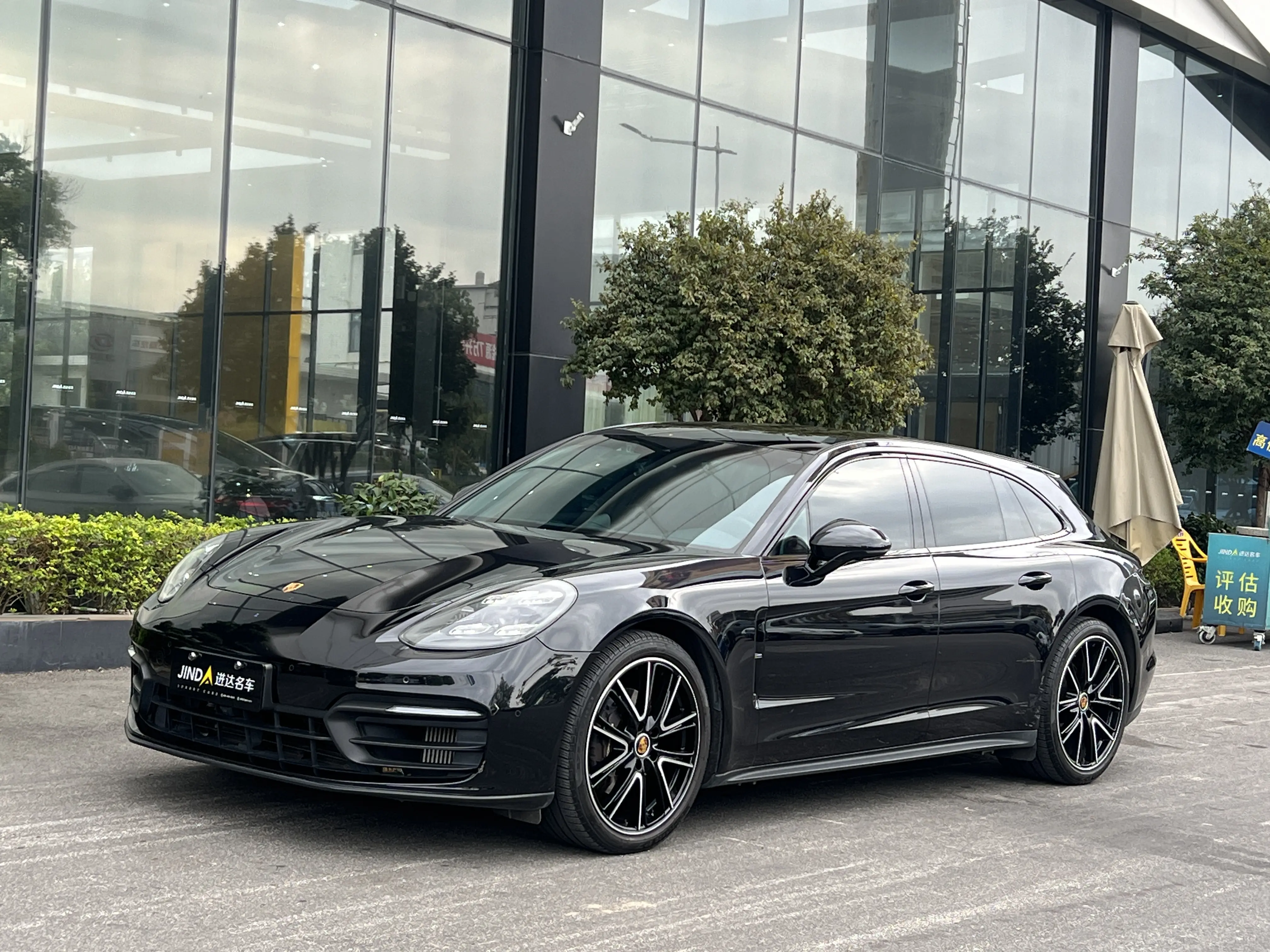 Porsche Panamera  из Китая