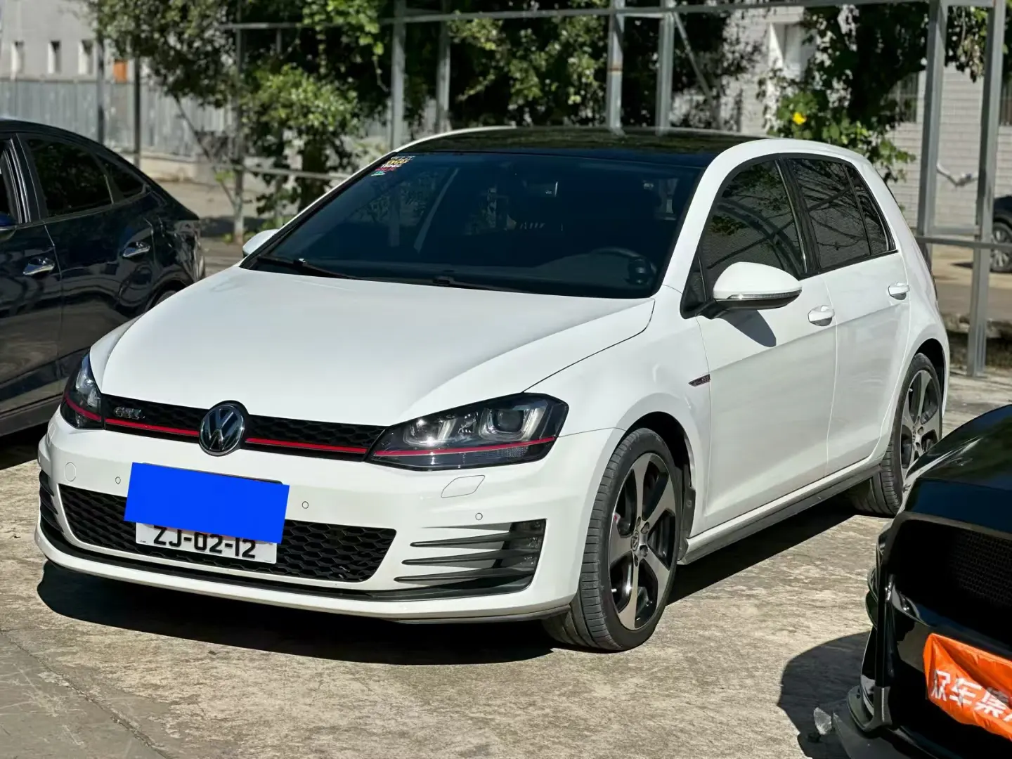 Volkswagen Golf GTI  из Китая
