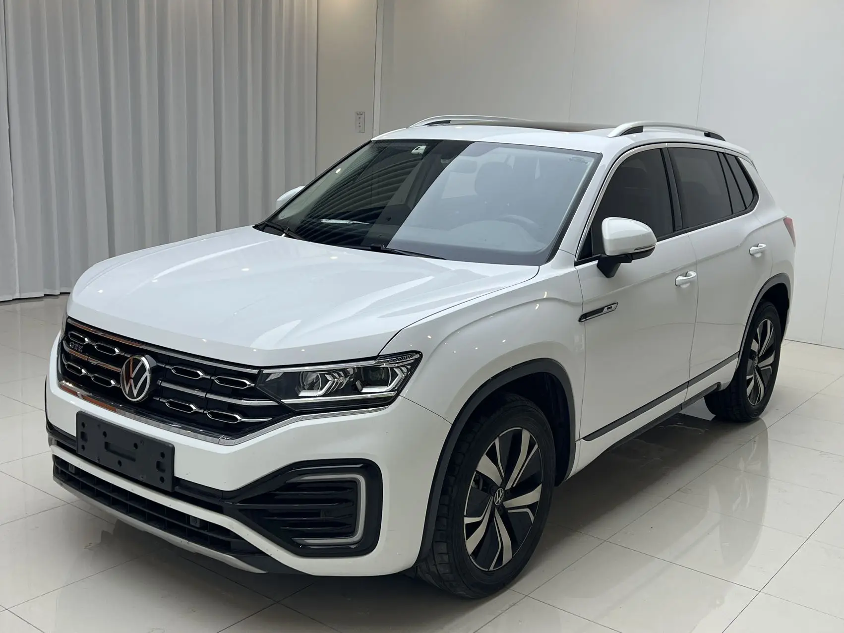 Volkswagen Tayron GTE  из Китая