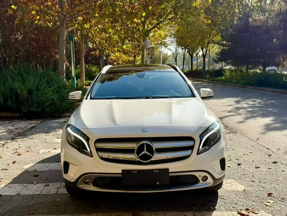 Mercedes-Benz GLA  из Китая