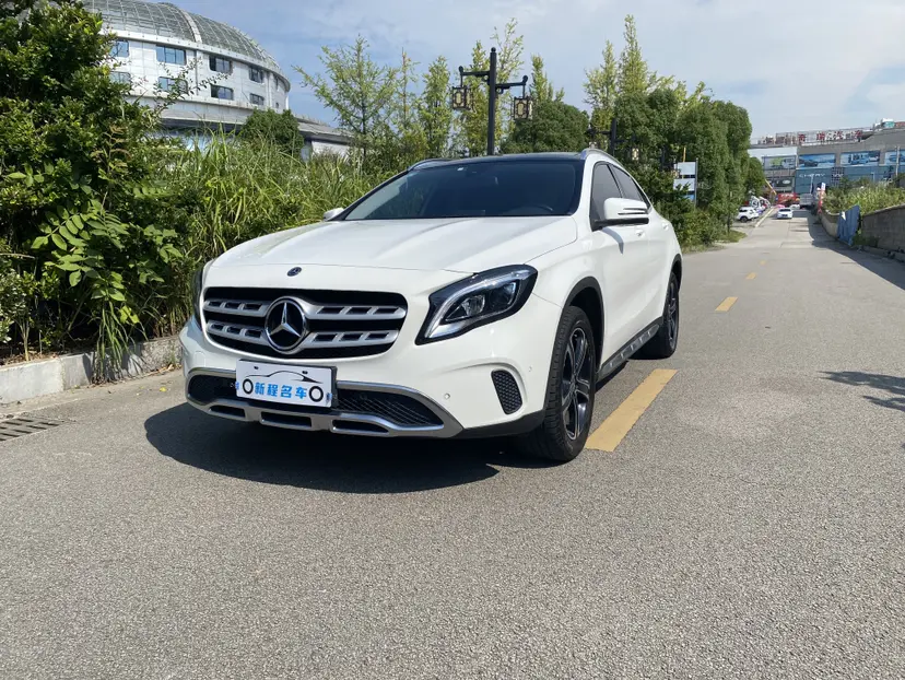 Mercedes-Benz GLA  из Китая