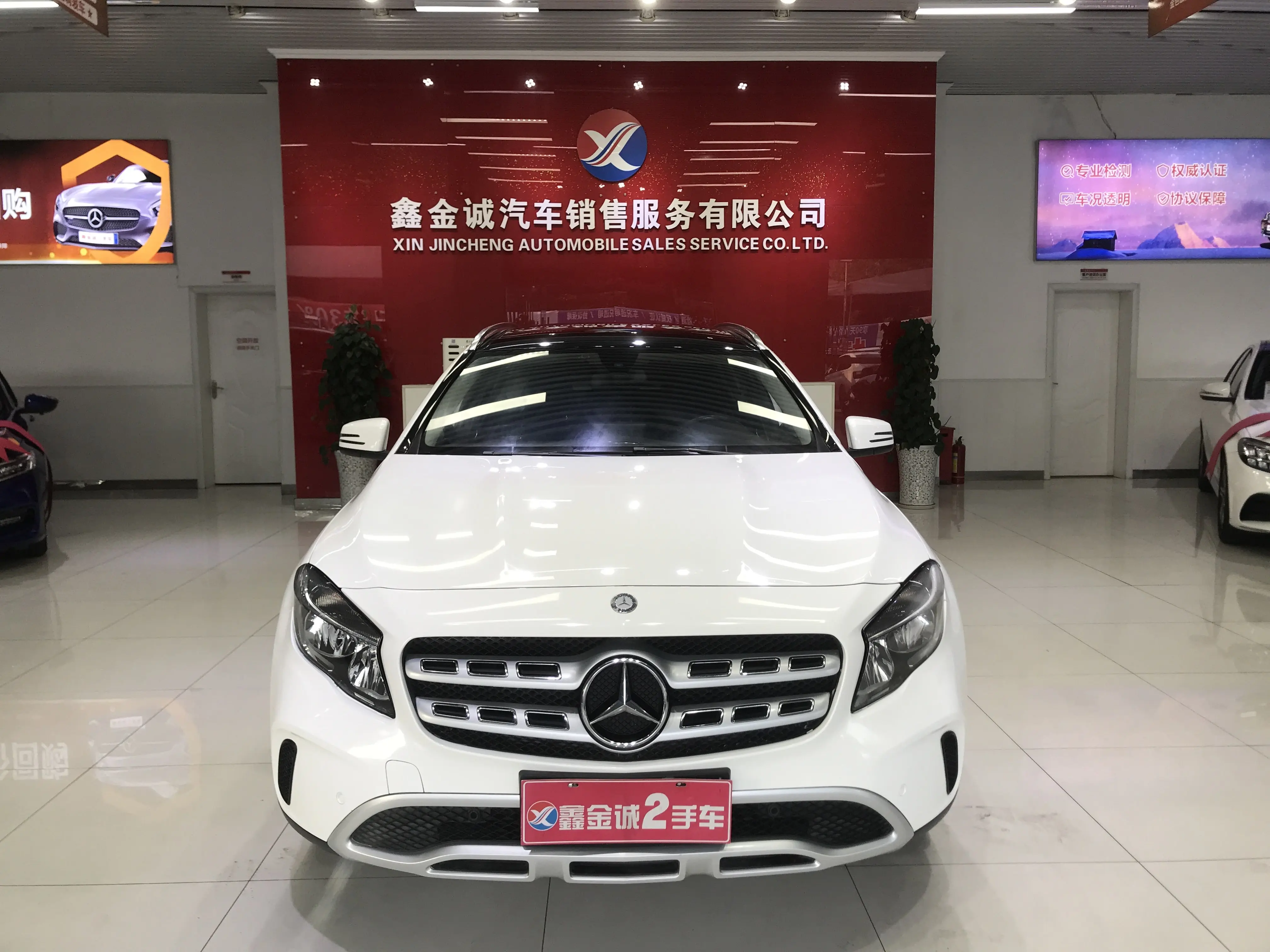 Mercedes-Benz GLA  из Китая