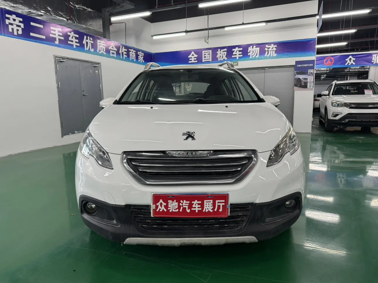 Peugeot 2008  из Китая