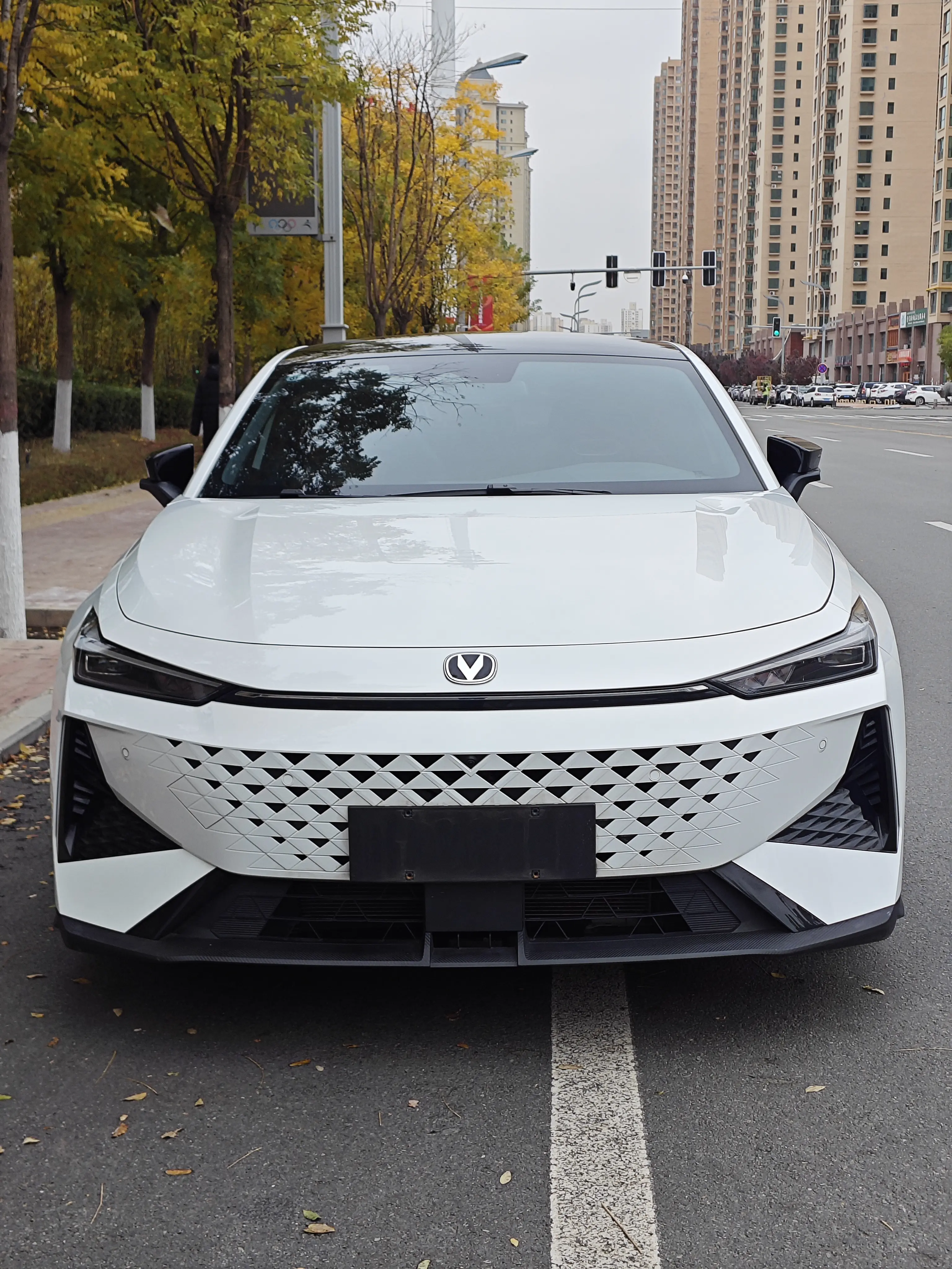 Changan UNI-V  из Китая